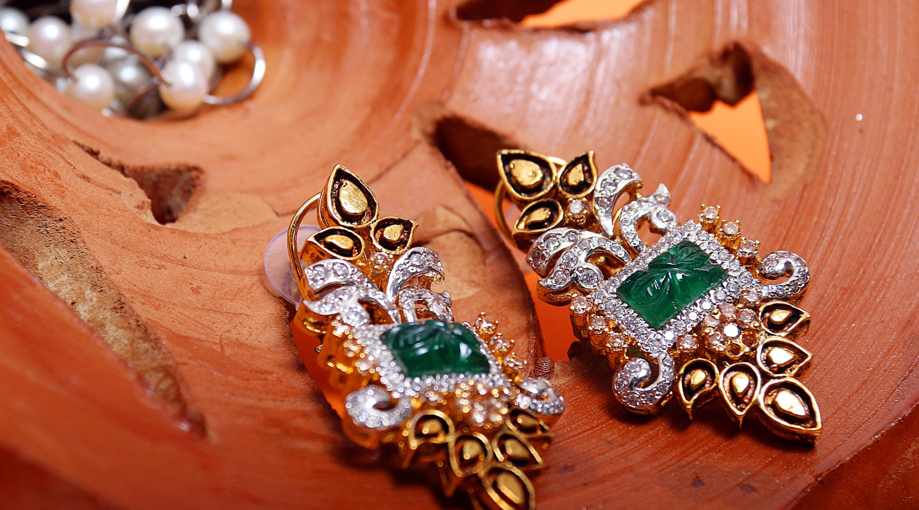 A-Beginners-Guide-To-Types-Of-Jewelry