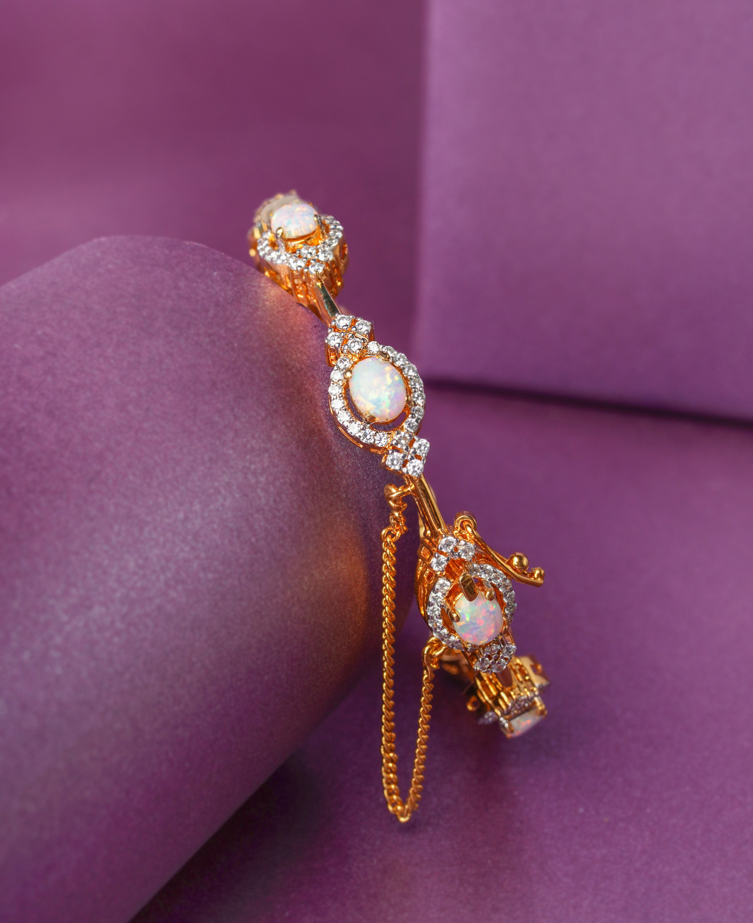 Royalty Opal Kara