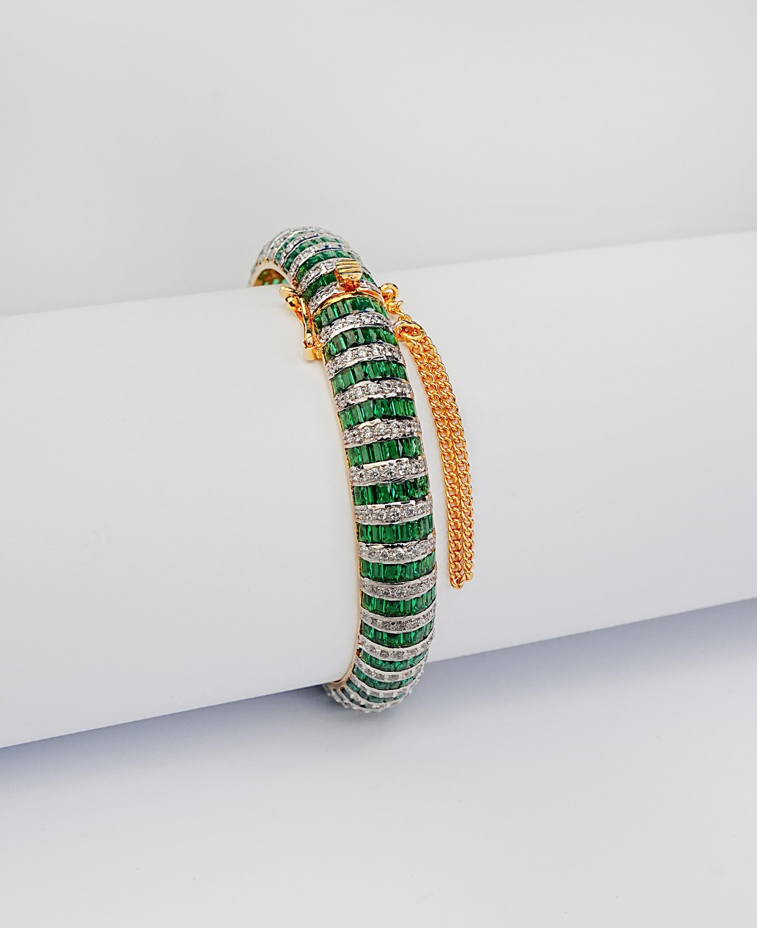 Emerald Channel Baguette Kara