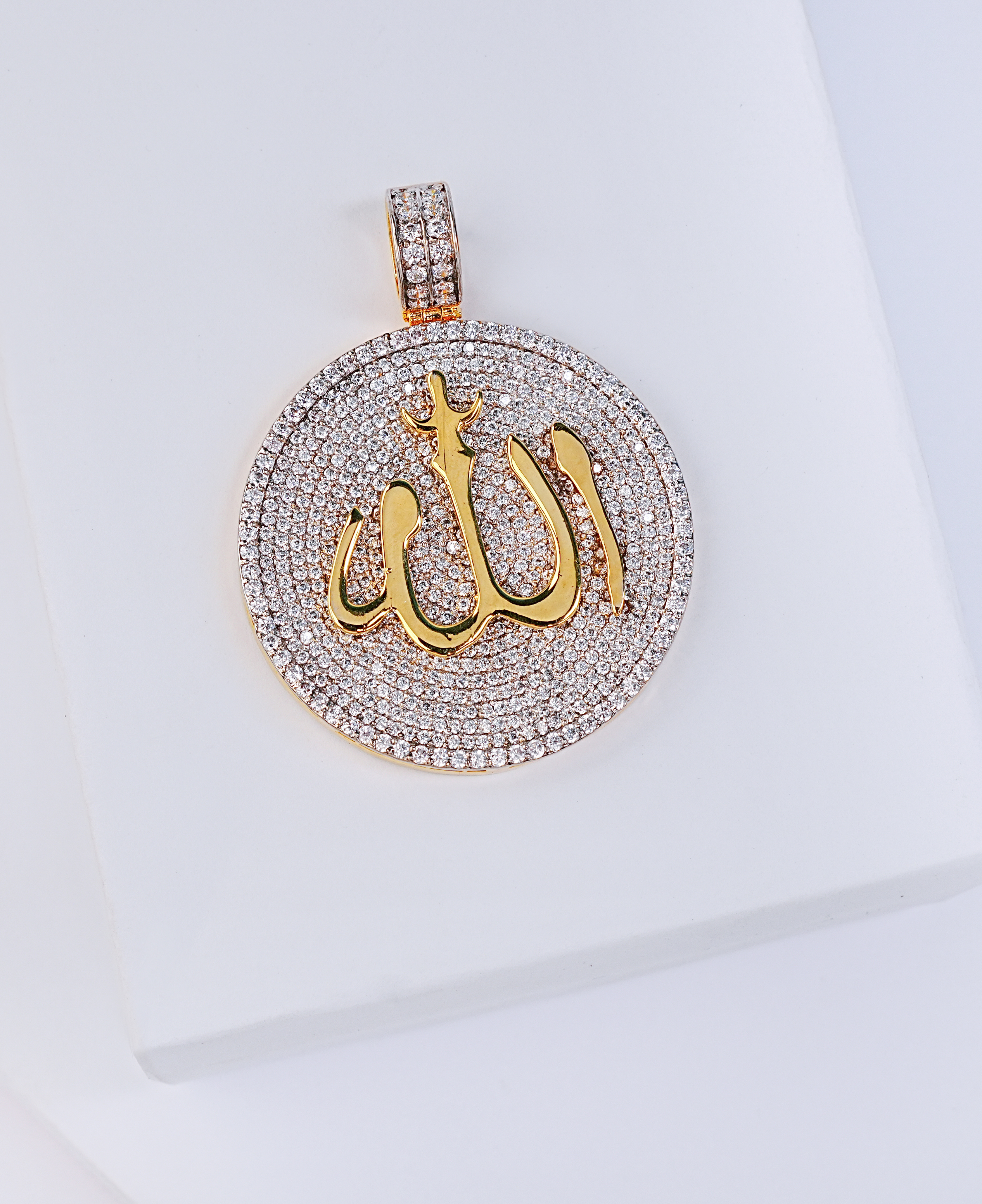 Zrc Halo Gold 'A' Pendant