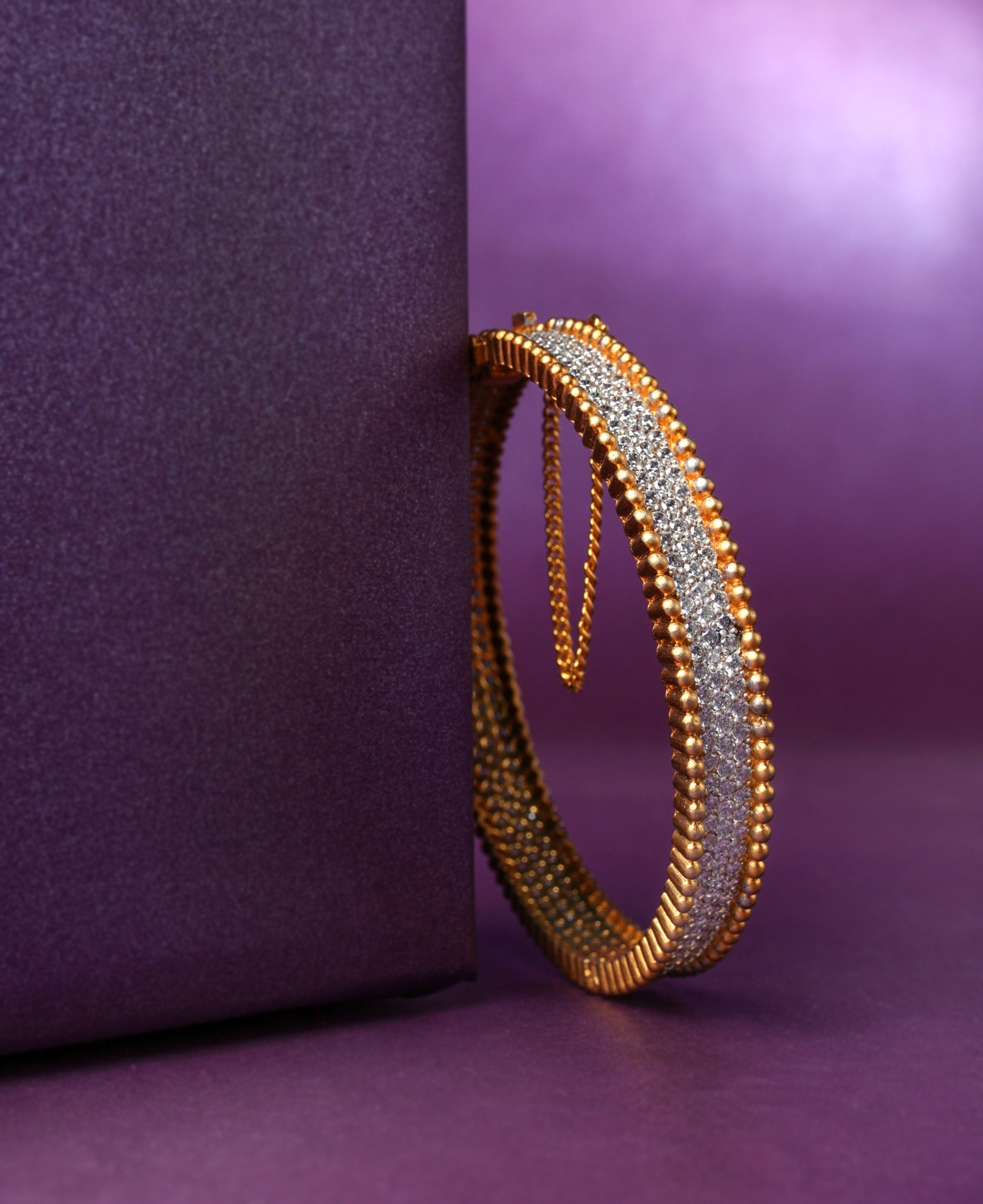 Matte Zircon Gold Kara