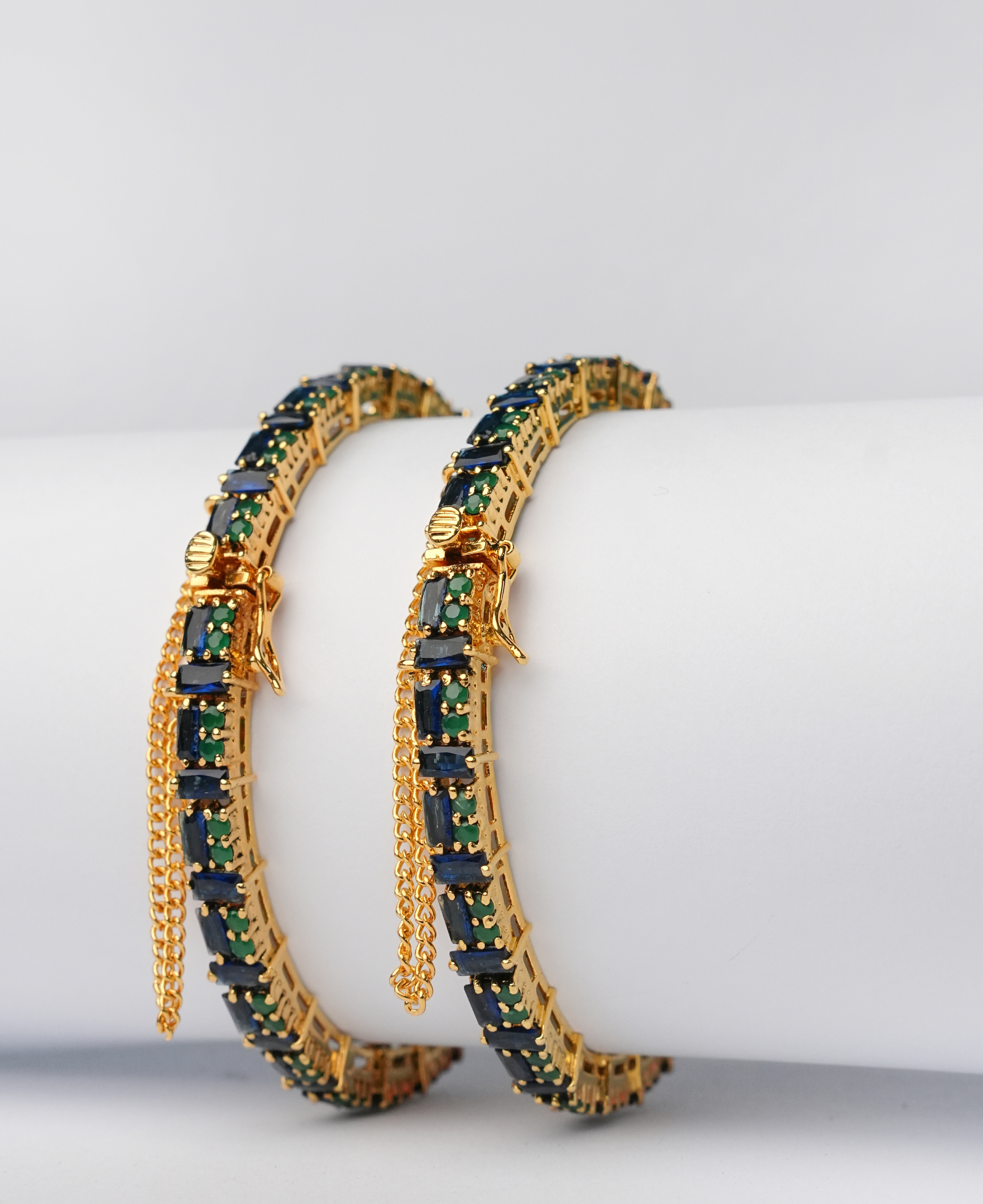 Neelzam Bangles