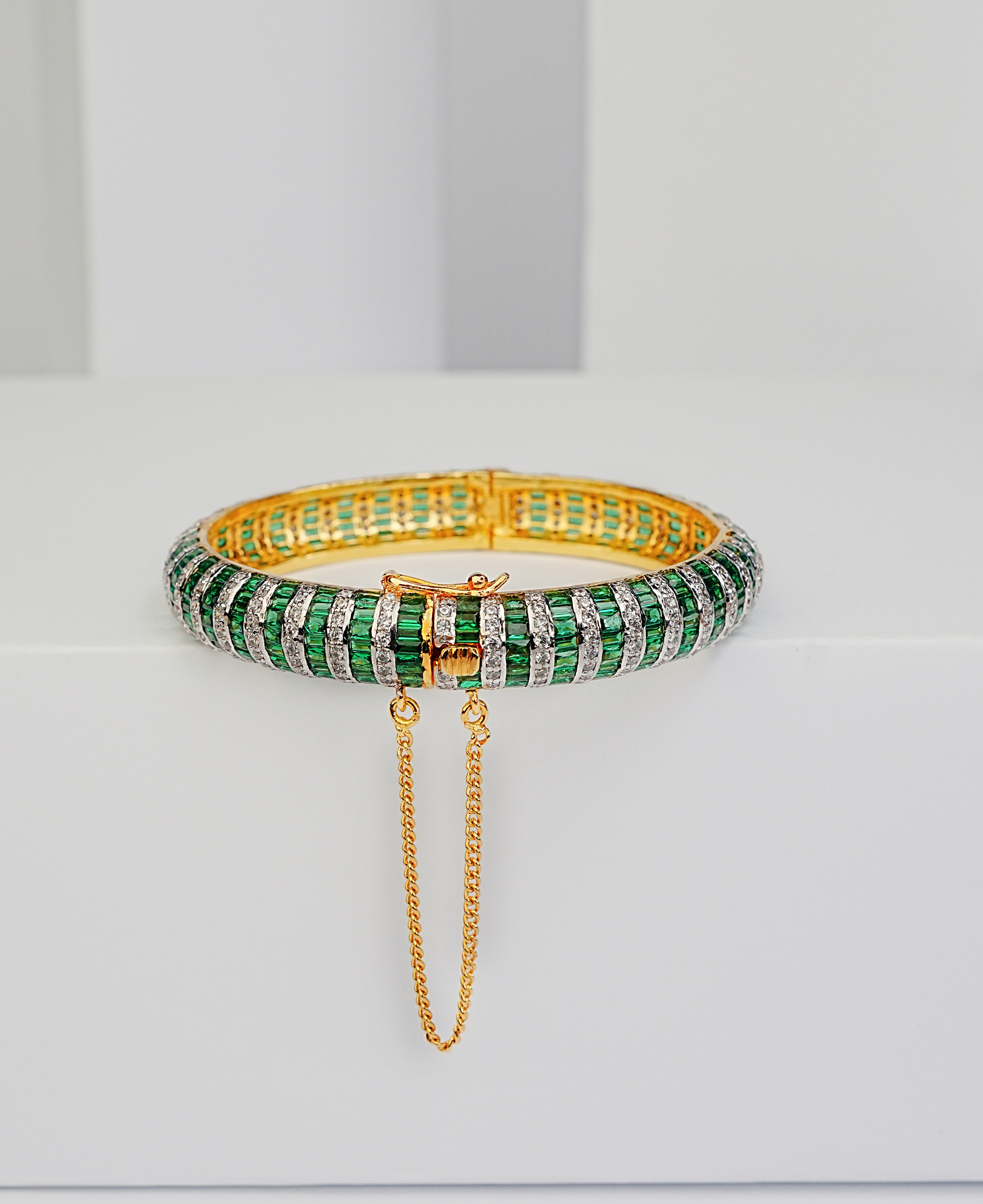 Emerald Channel Baguette Kara