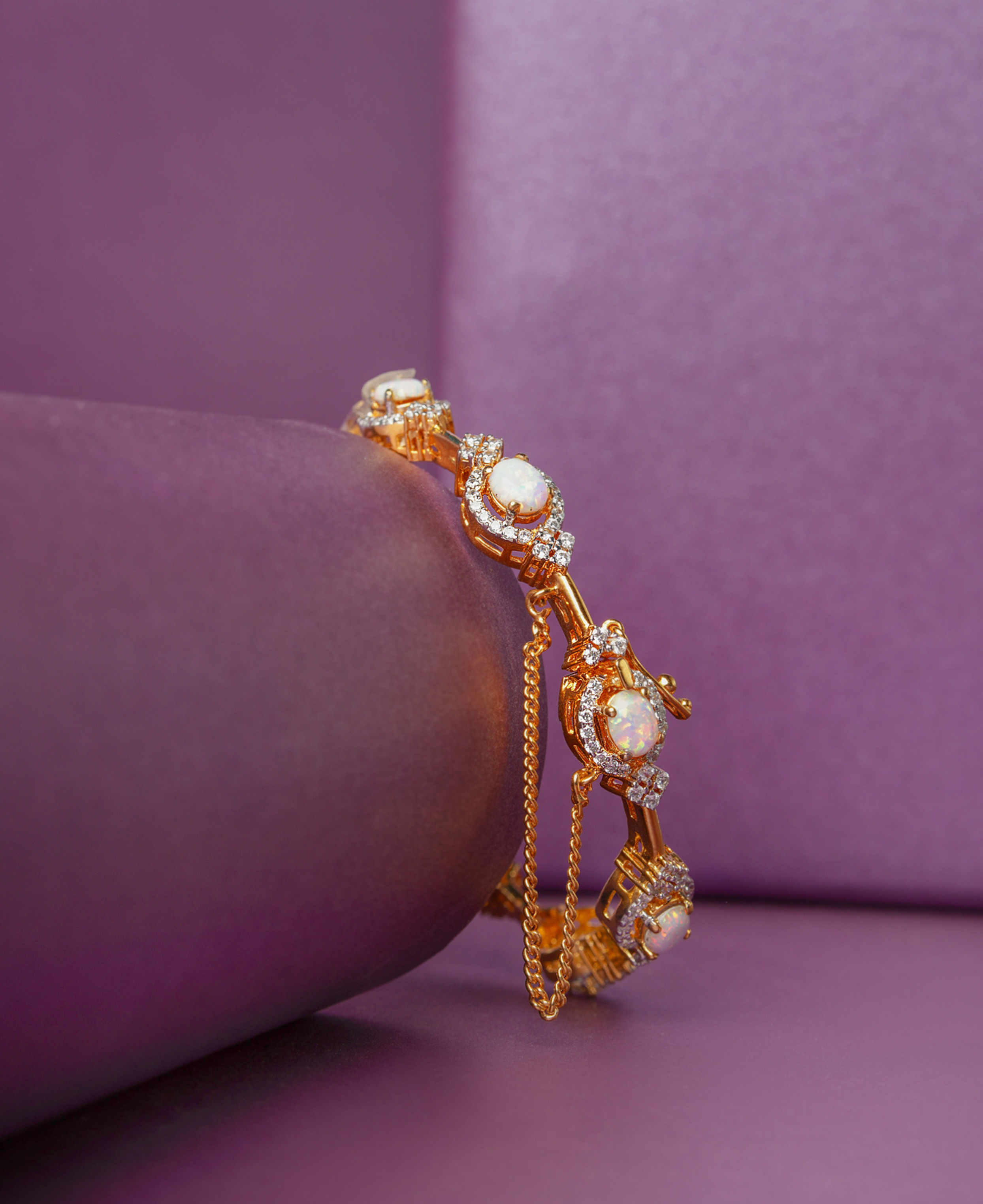 Royalty Opal Kara