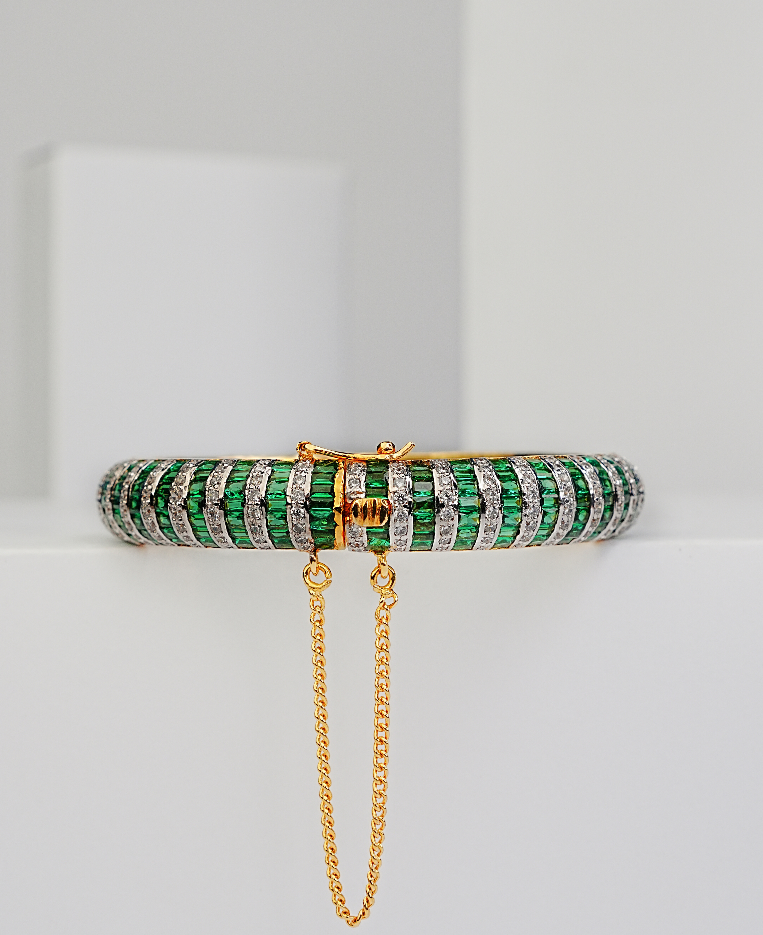 Emerald Channel Baguette Kara