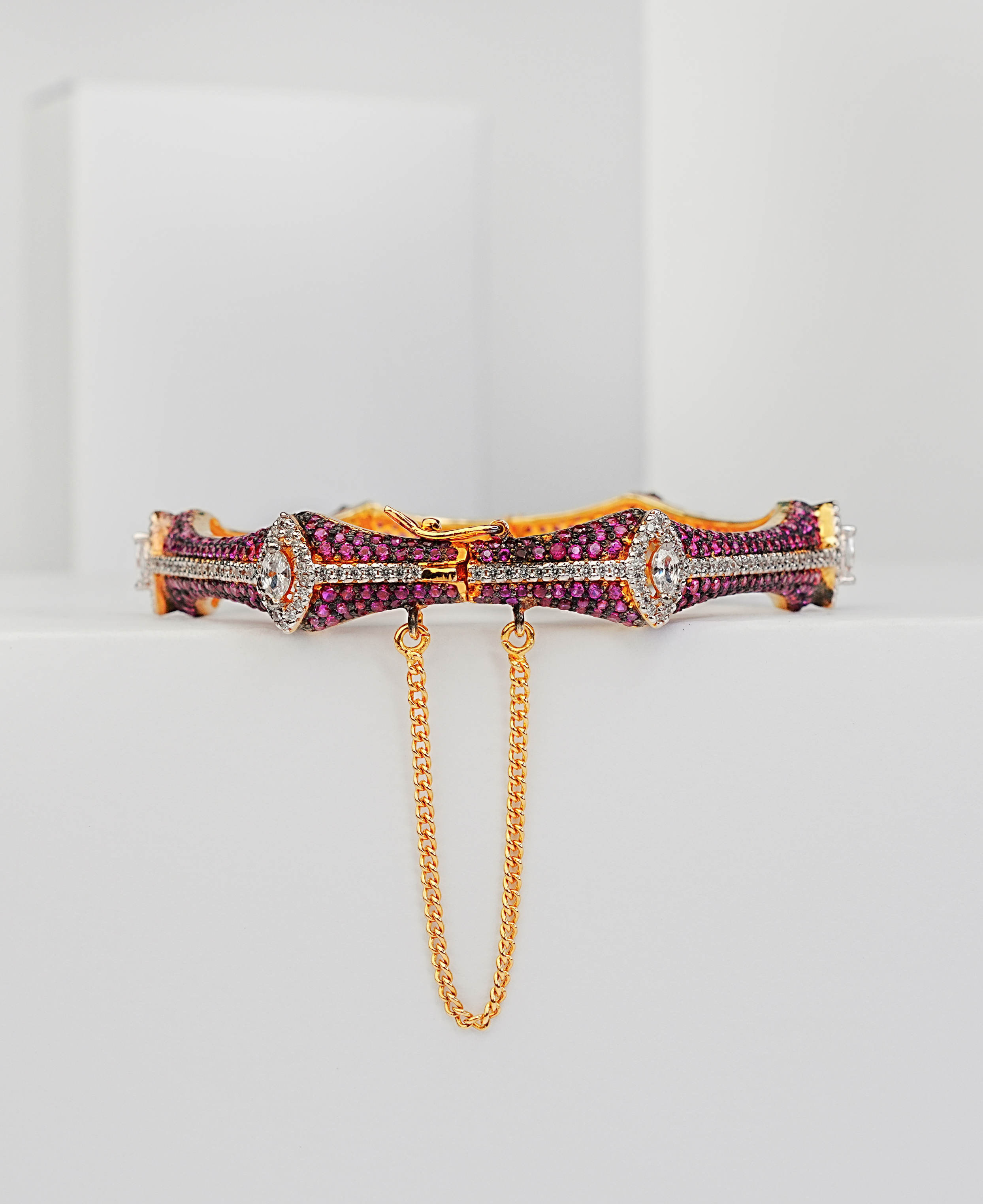Hexa Red
