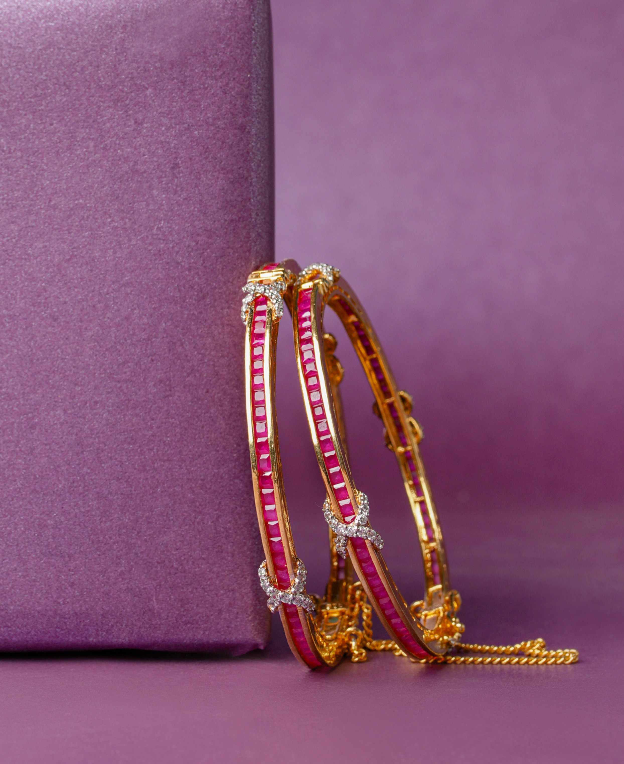 Ruby Channel Baguette Kara 2