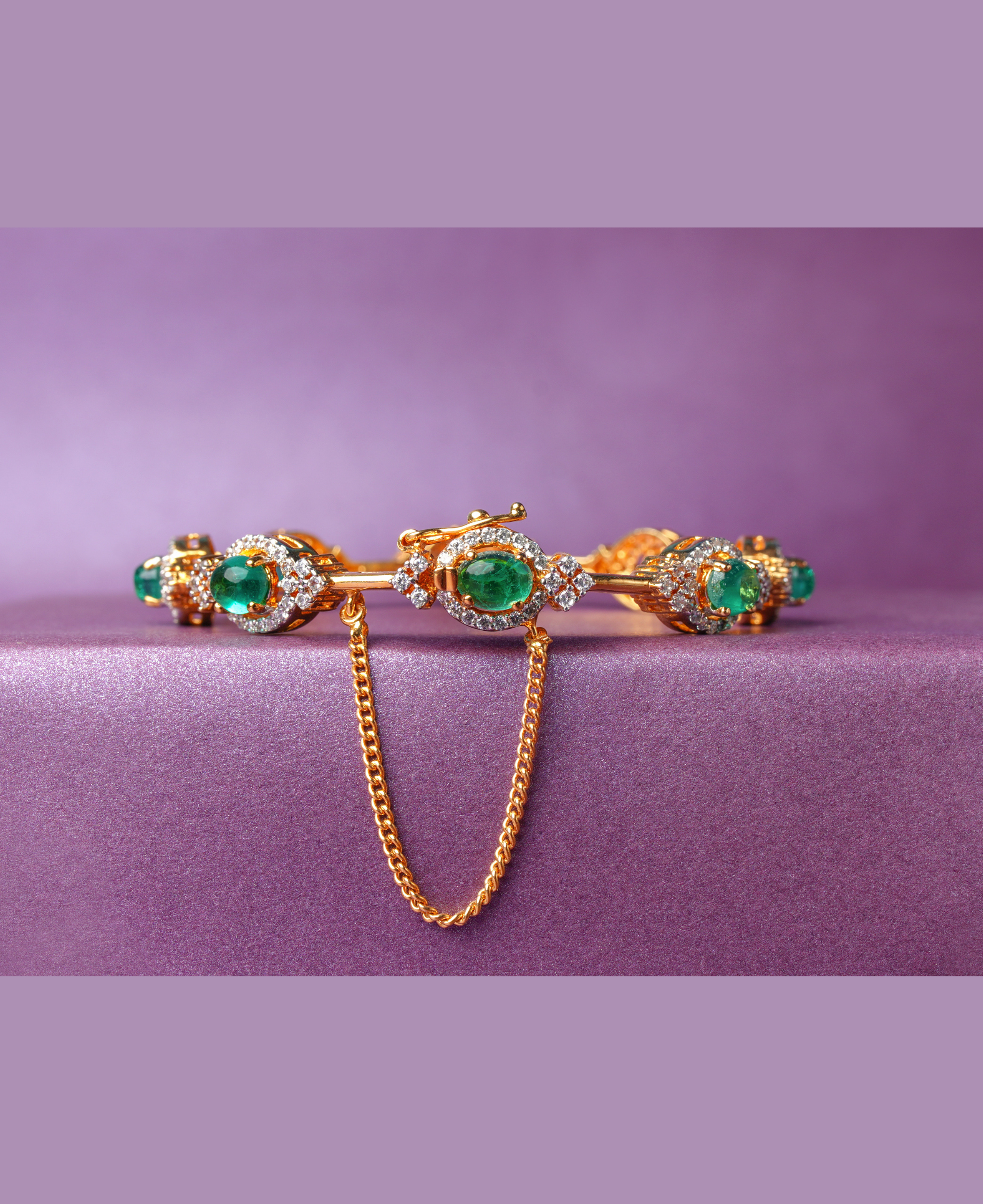 Royalty Emerald Kara