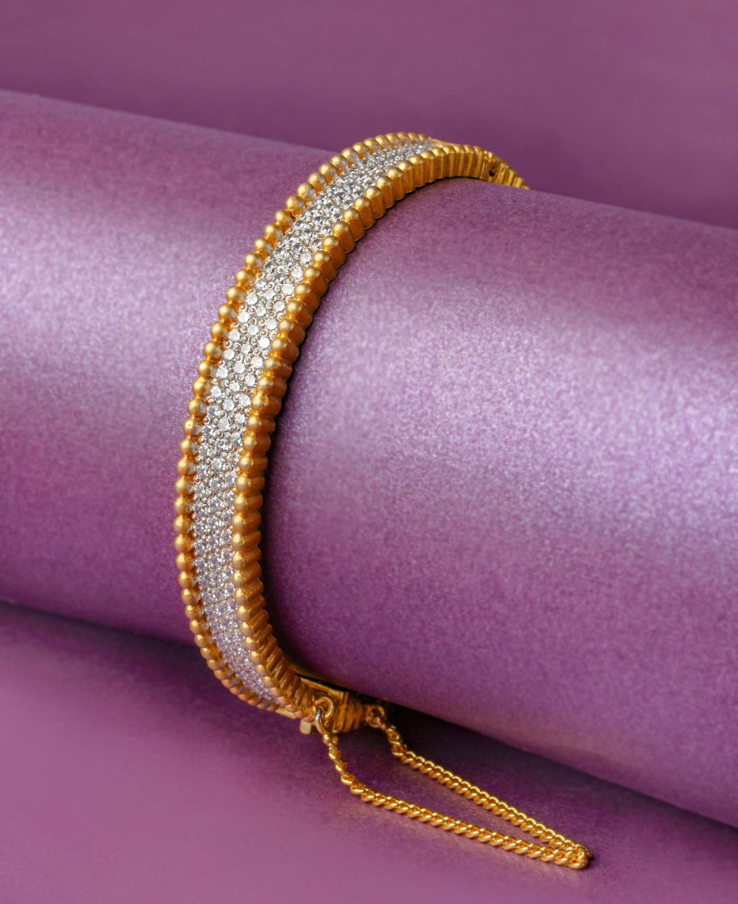 Matte Zircon Gold Kara