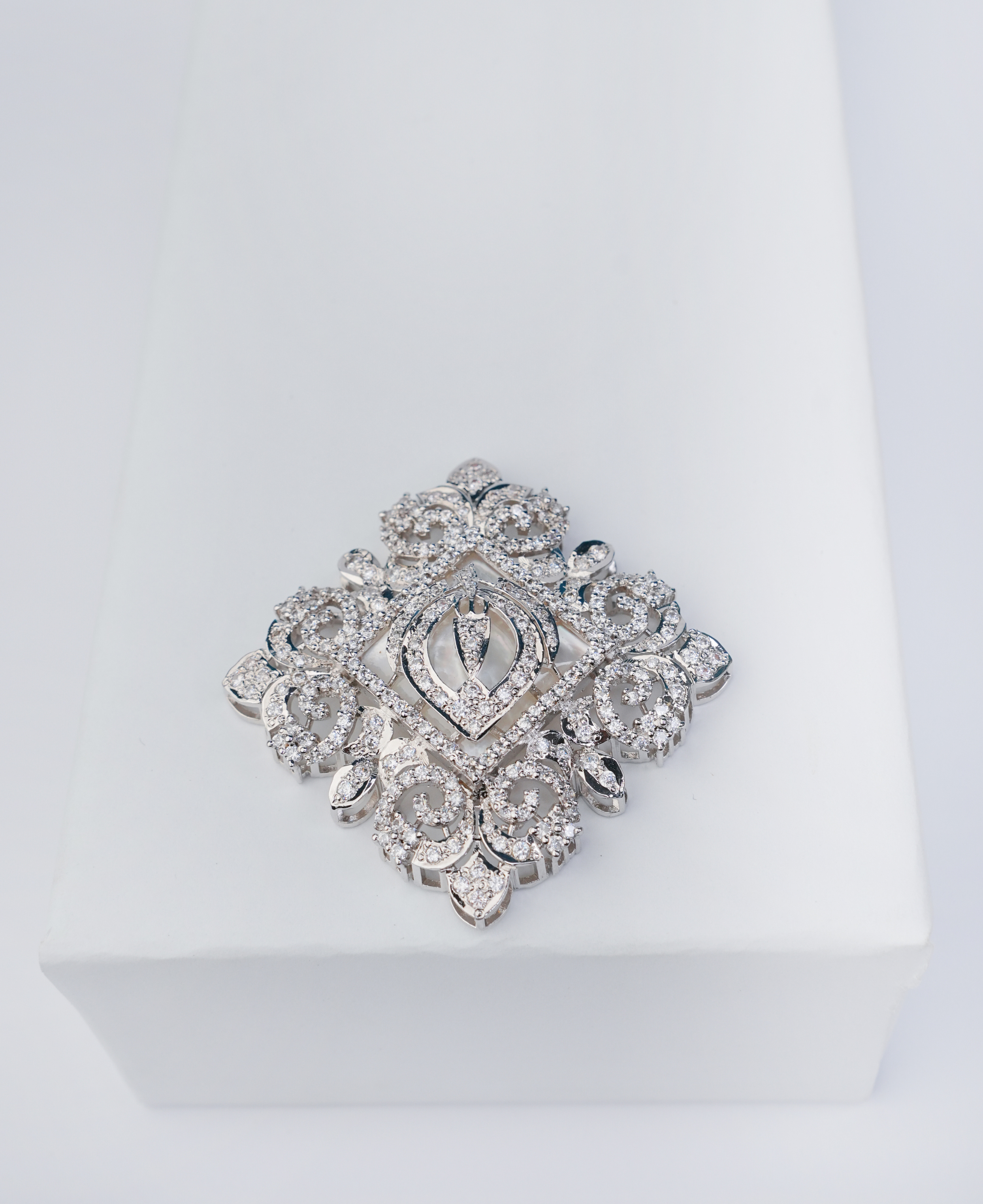 Noor-e-Ilahi Pendant 2
