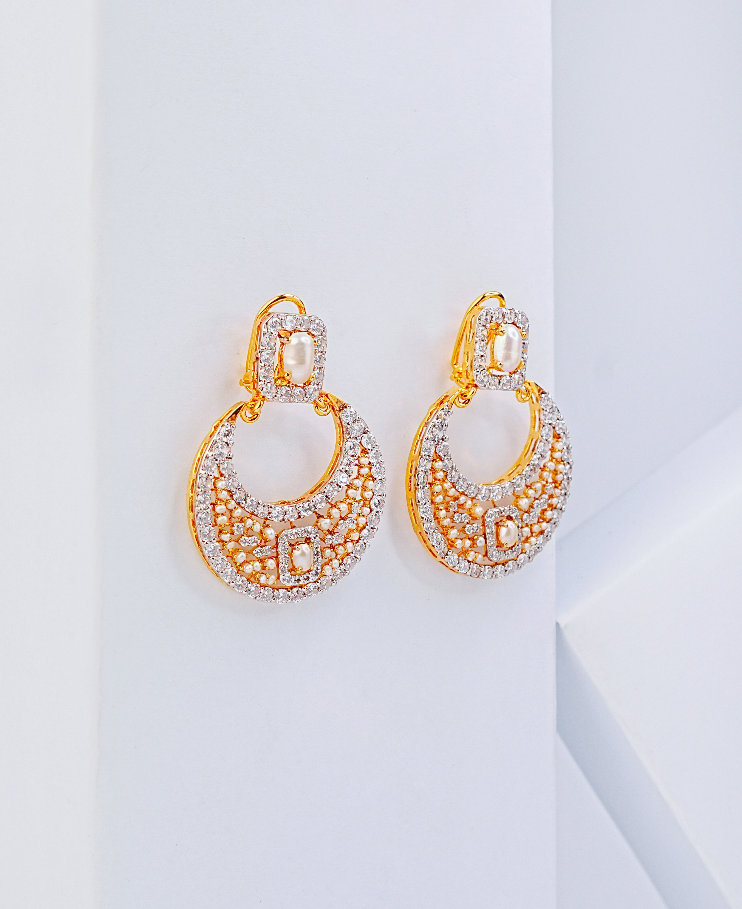 Pearl Contemp Balis
