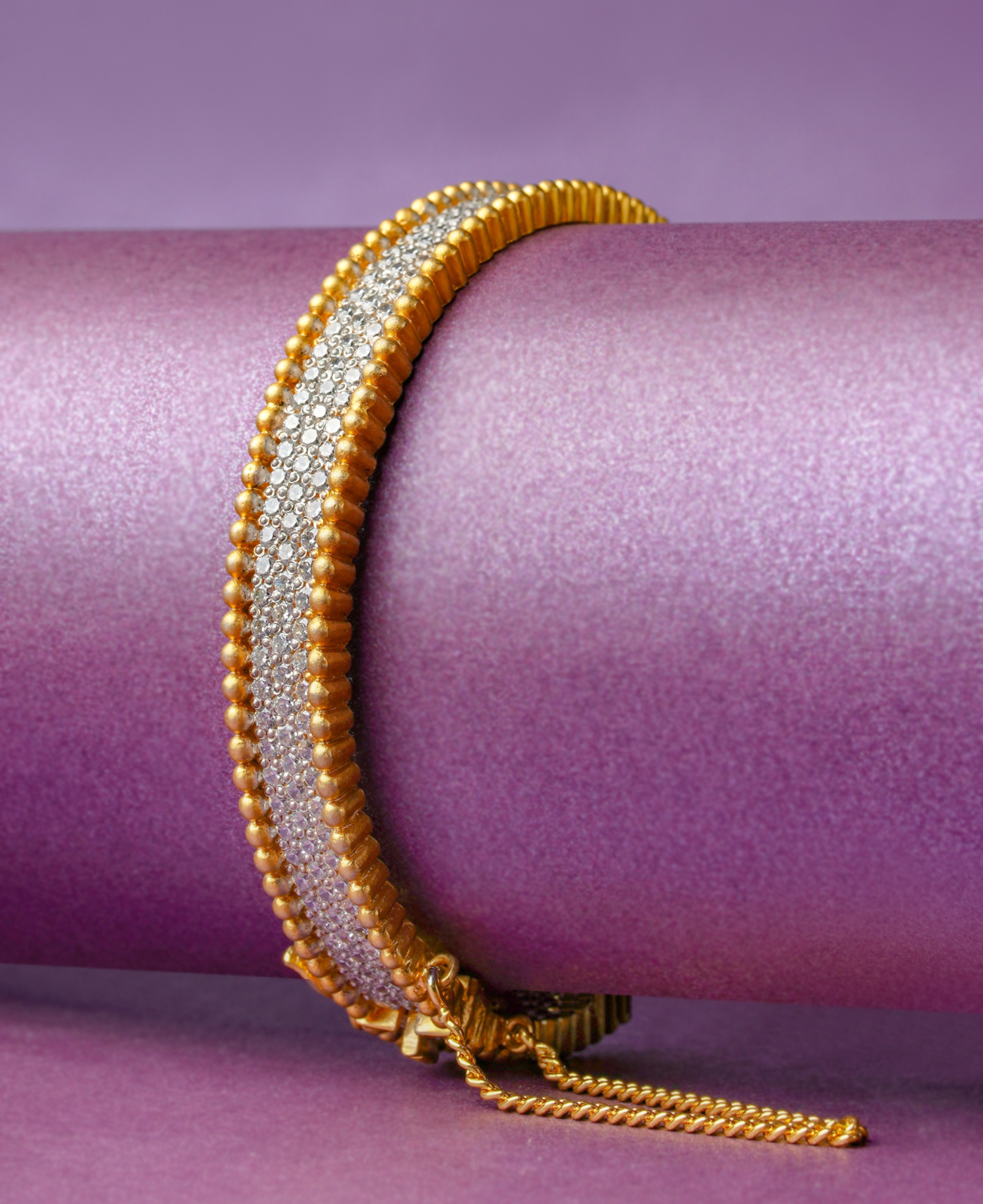 Matte Zircon Gold Kara