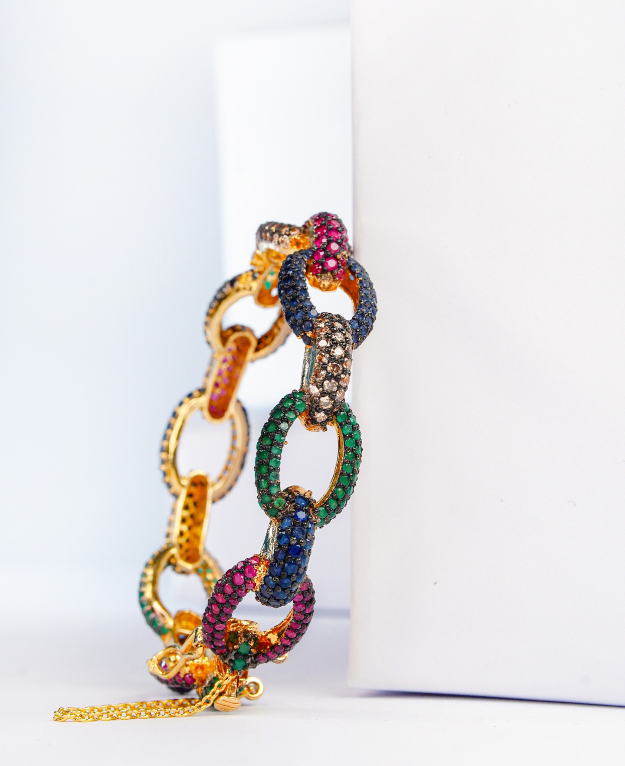 Multi Link Chain Kara