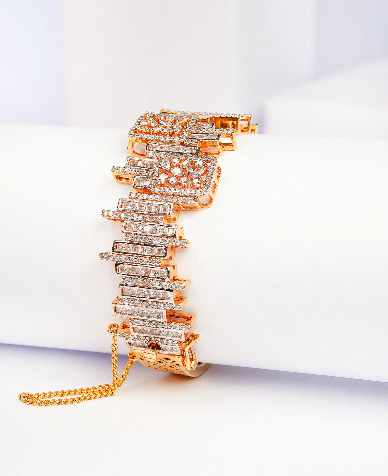 Zircon Dainty Blocks Kara