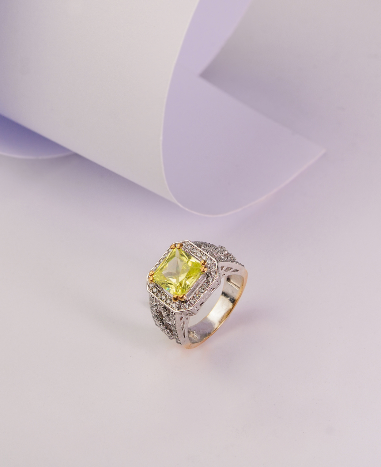 Mint Yellow Ice Ring