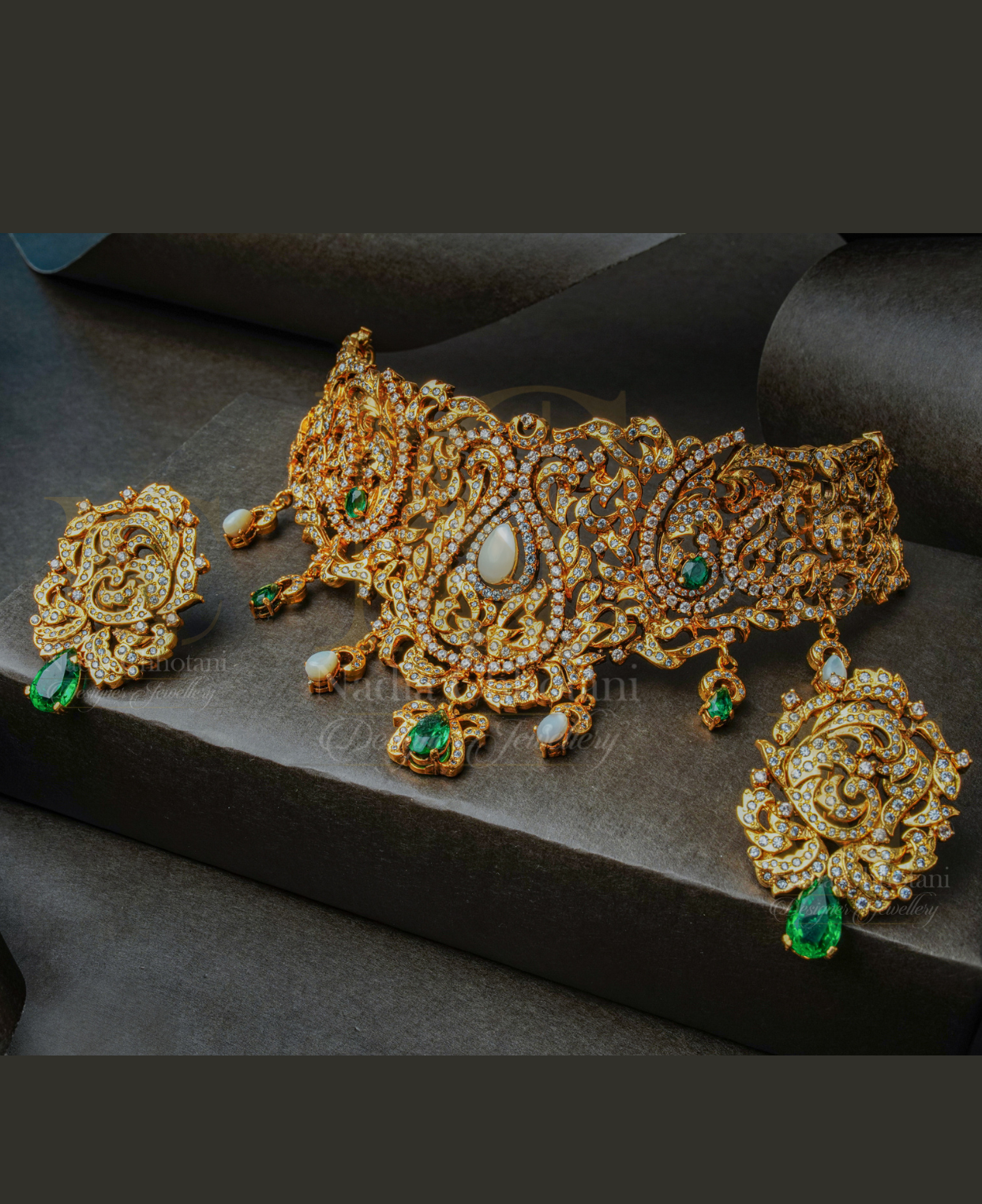 Raani Zevar Emerald Choker Set