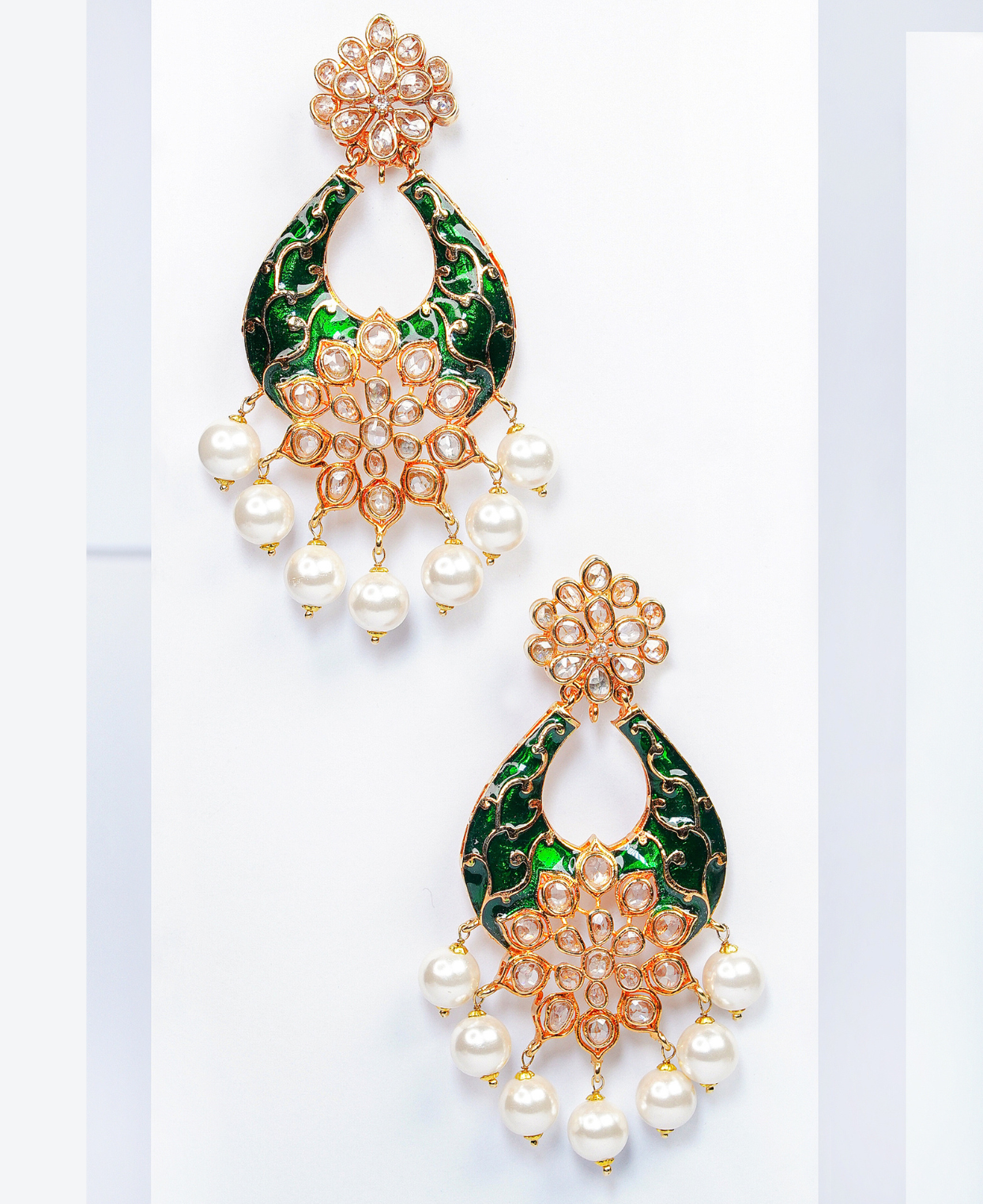 Meena Champagne Bali