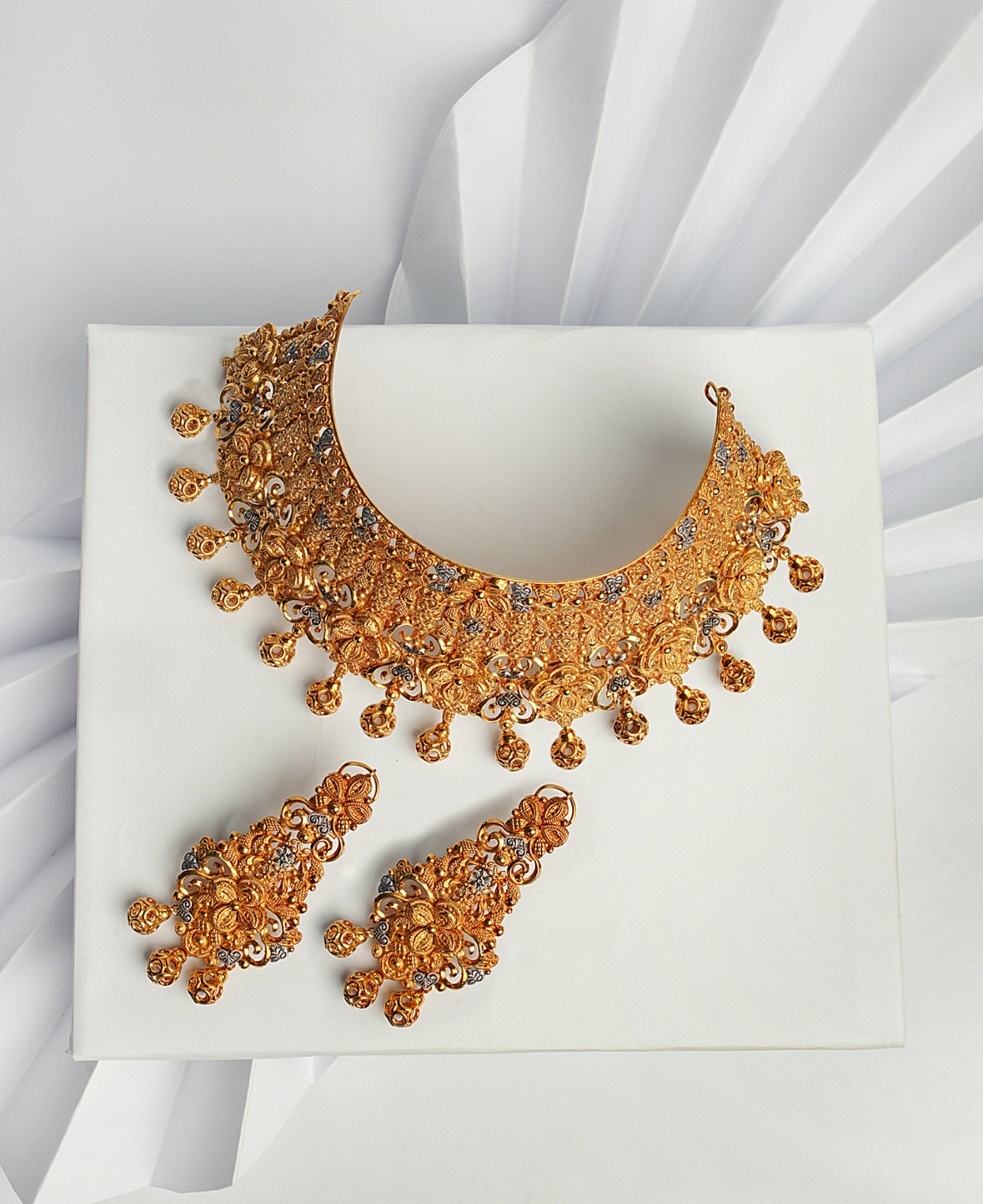 Sunehri Maharani Set