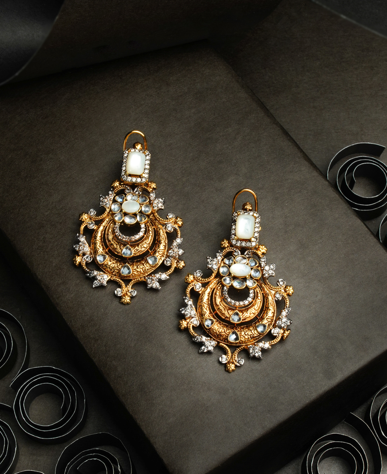 Grey Polki Texture Bali with MOP