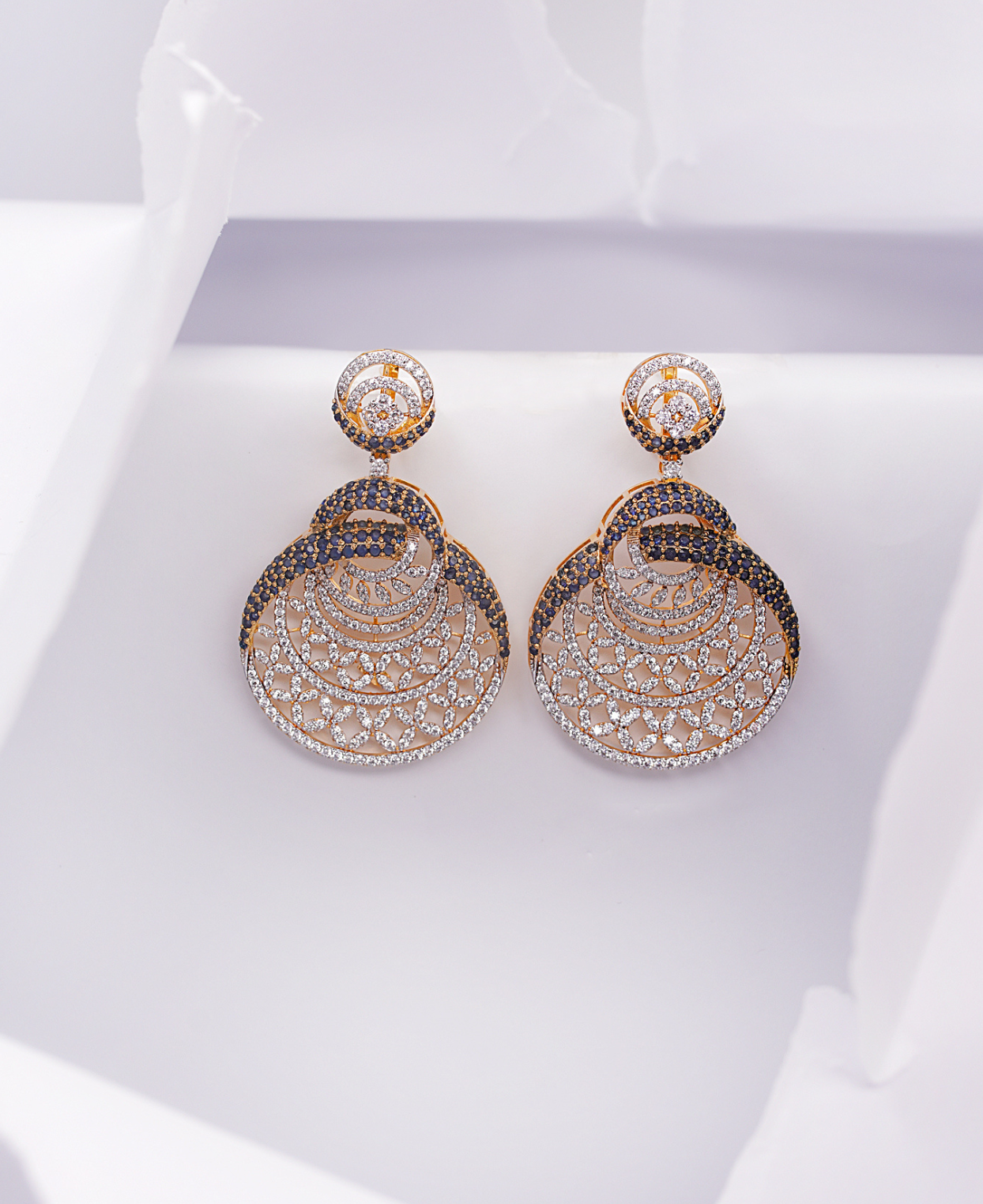 Zircon & BLK Curvy ER