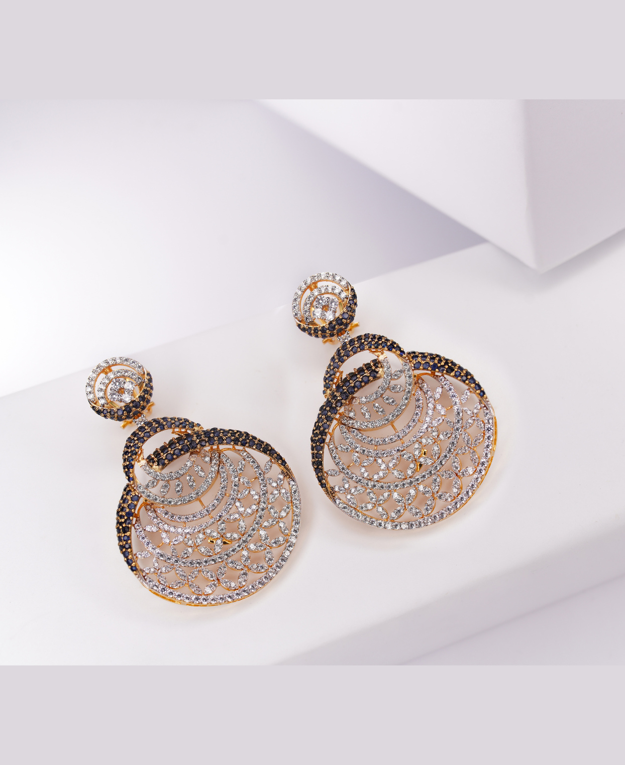 Zircon & BLK Curvy ER