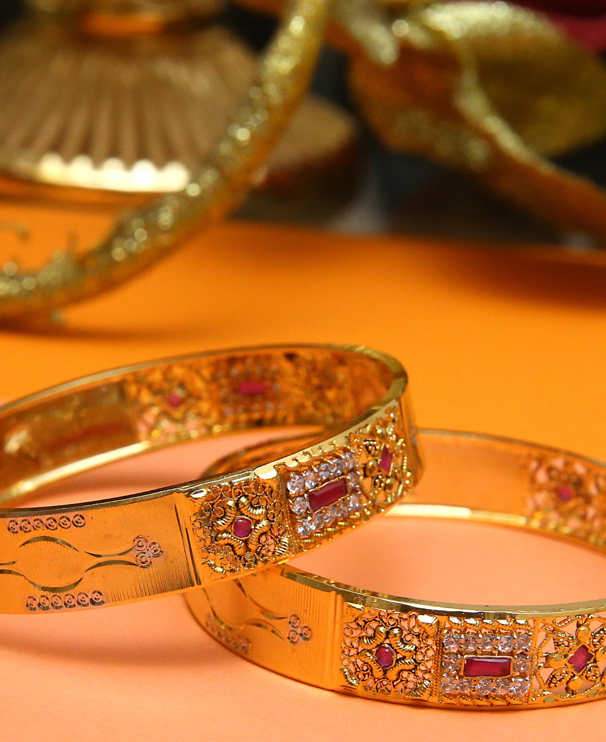 Ruby Laser Kara Pair