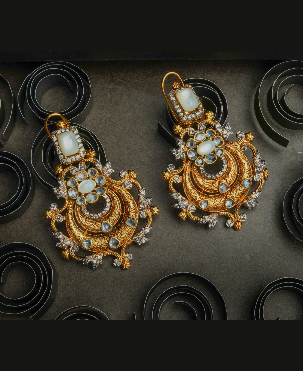 Grey Polki Texture Bali with MOP