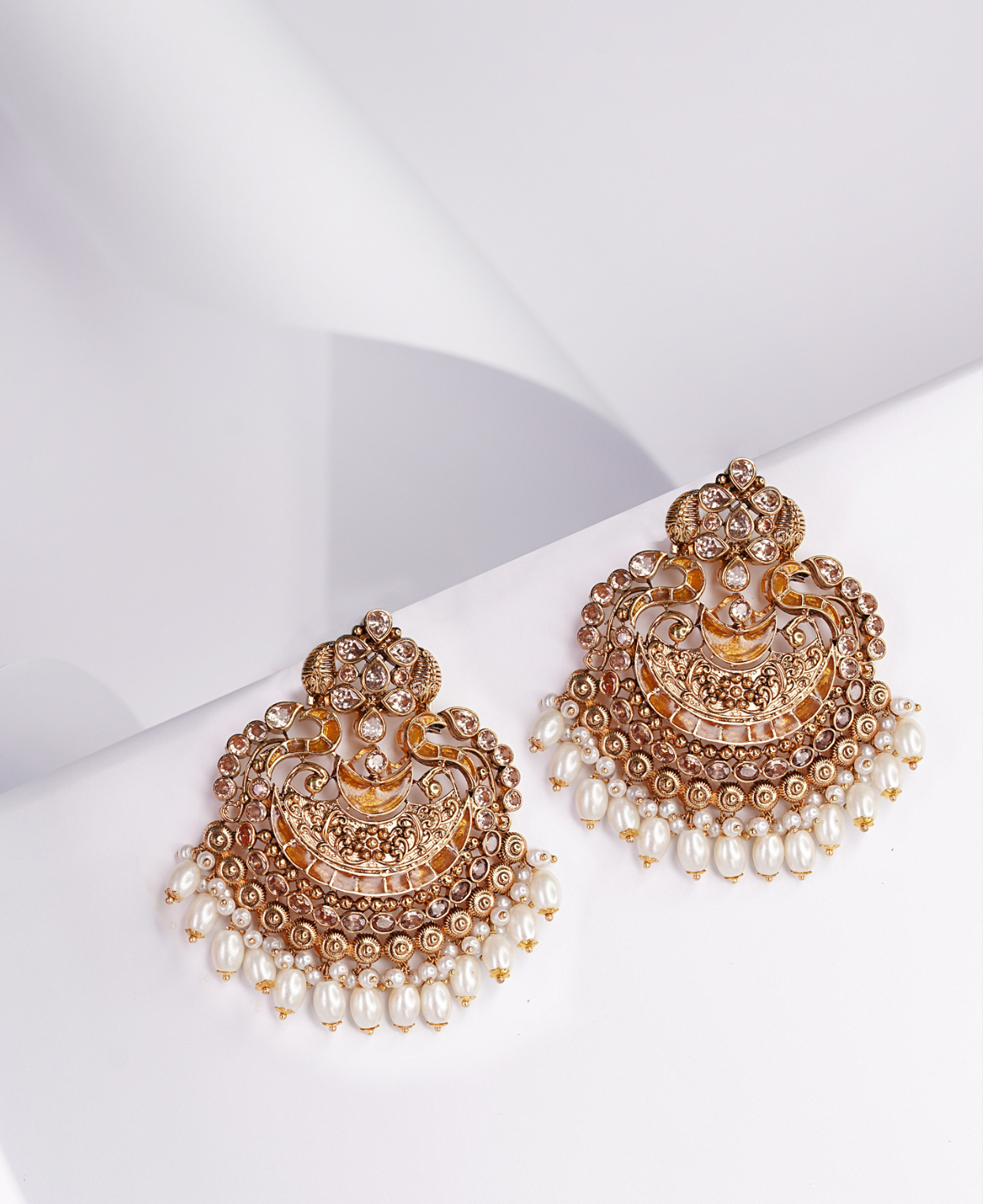 Thappa Bali with Pearls