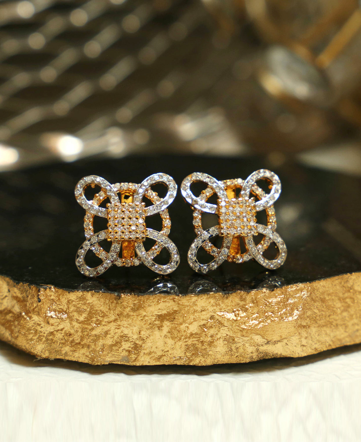 Zircon Geometrical Square Tops