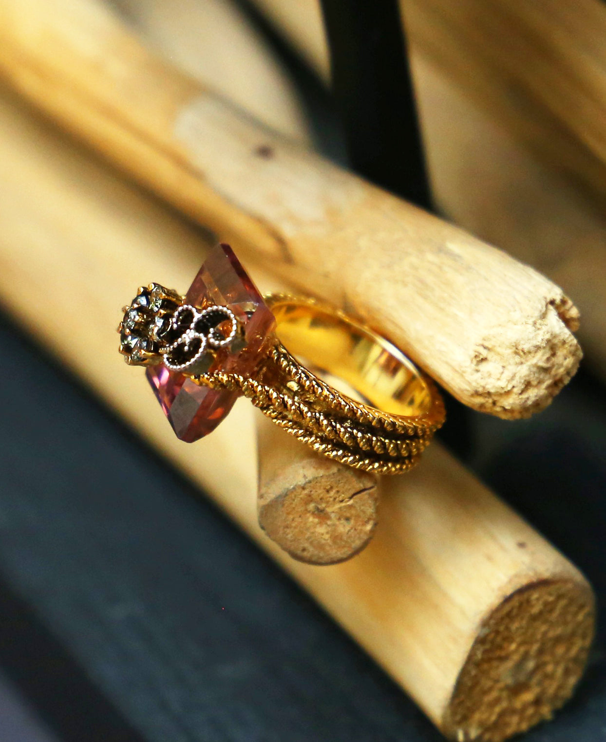 Mauve Twisted Wire Ring