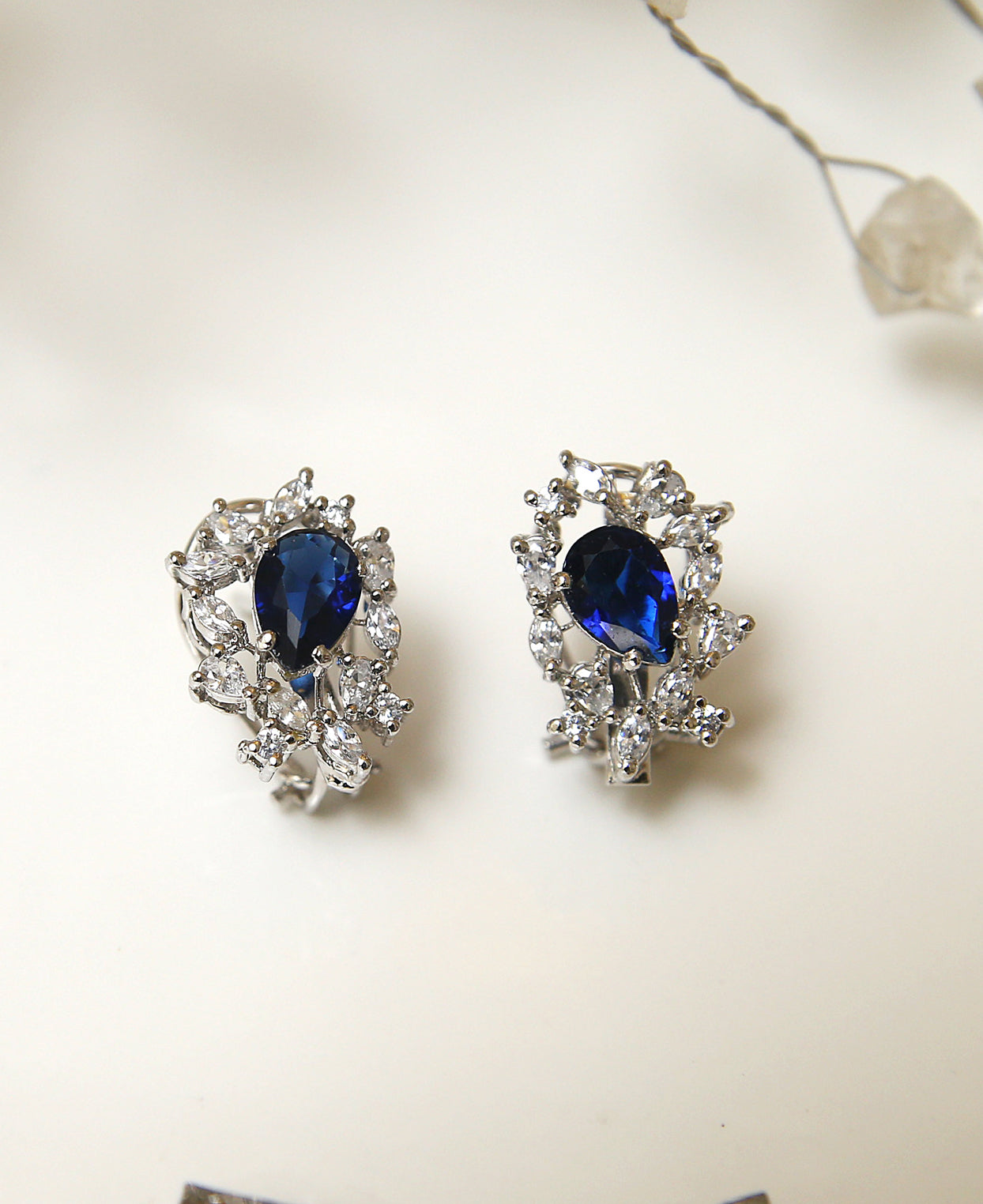 Lady Diana Studs