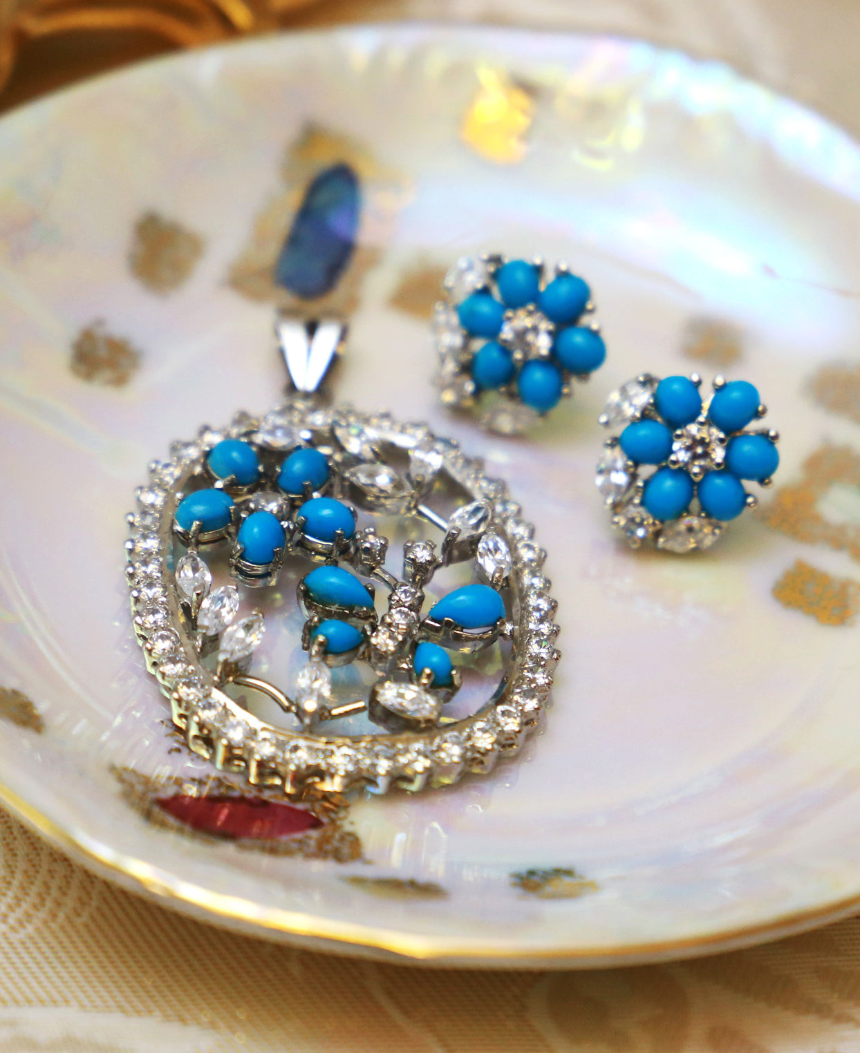 Vintage Feroza Pendant Set