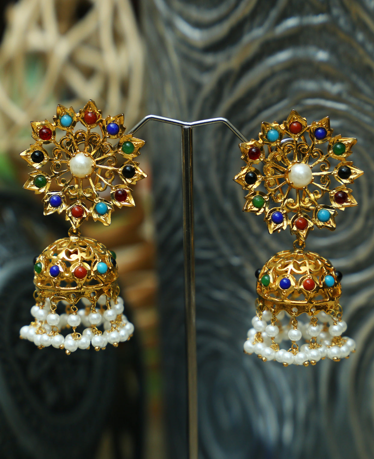 Naurattan Jhumka