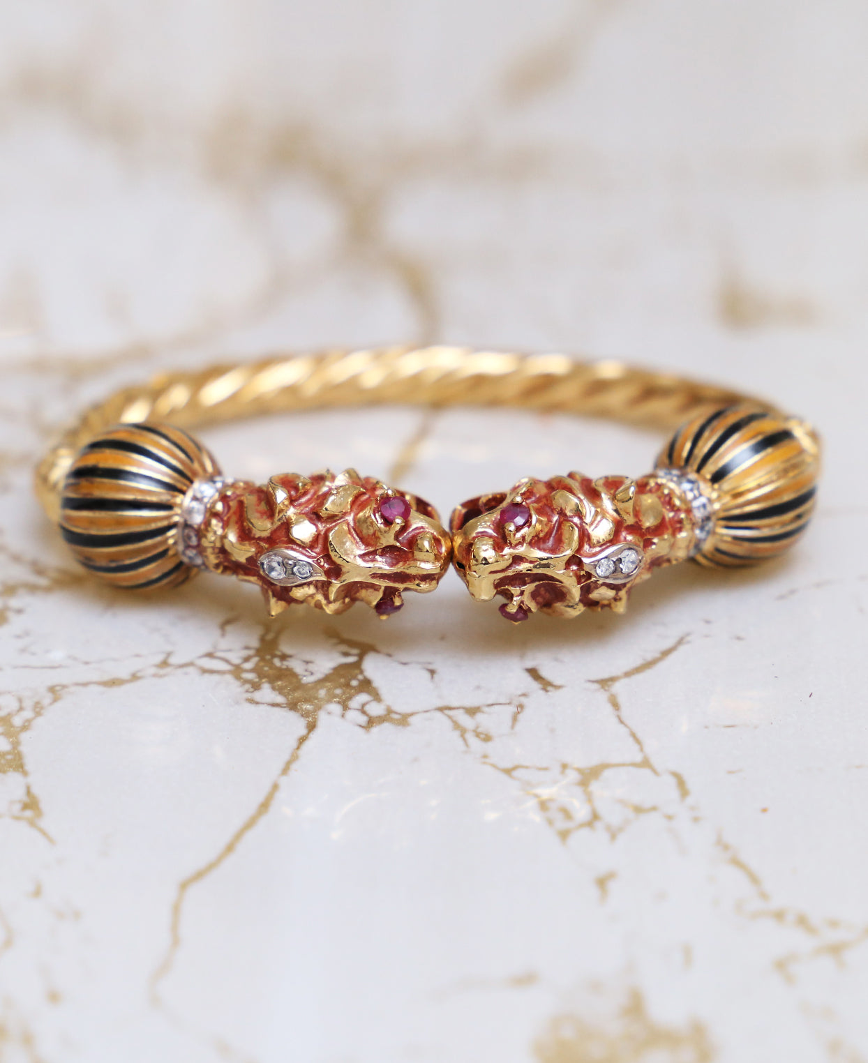 Lion Face Mogra Kara