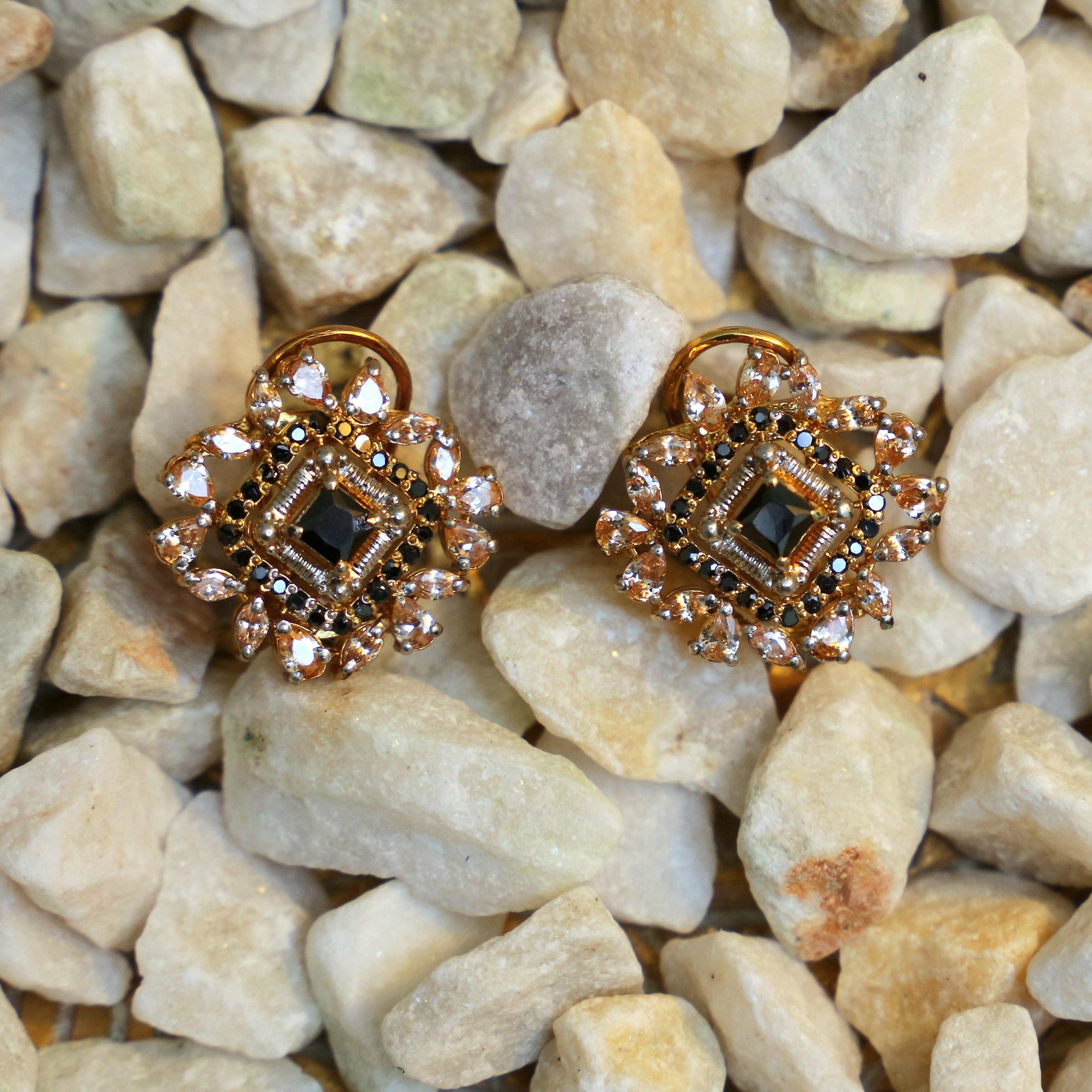 Black & Champagne Beauty