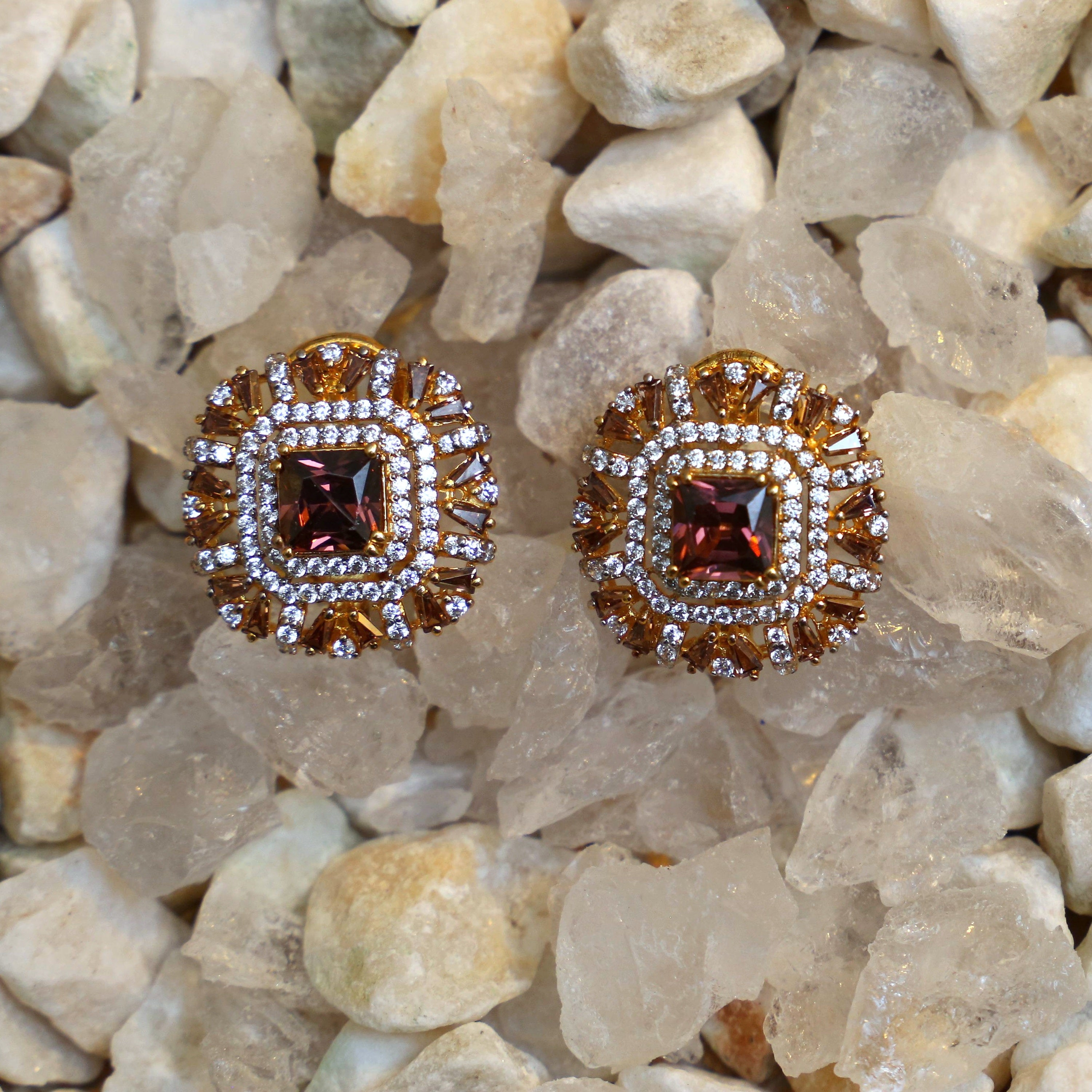 Falsa Square Window Studs