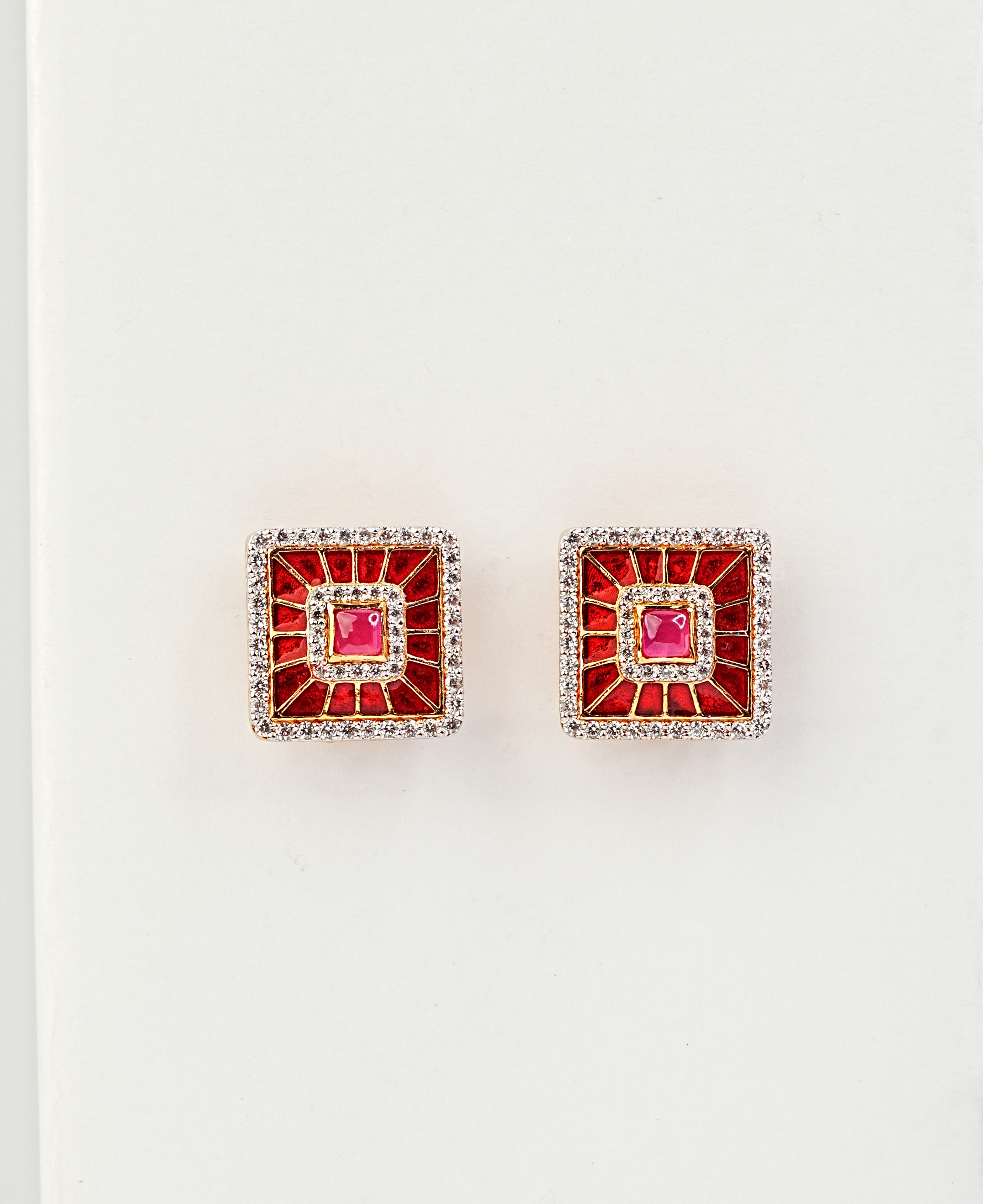 Surkh Mahal Tops