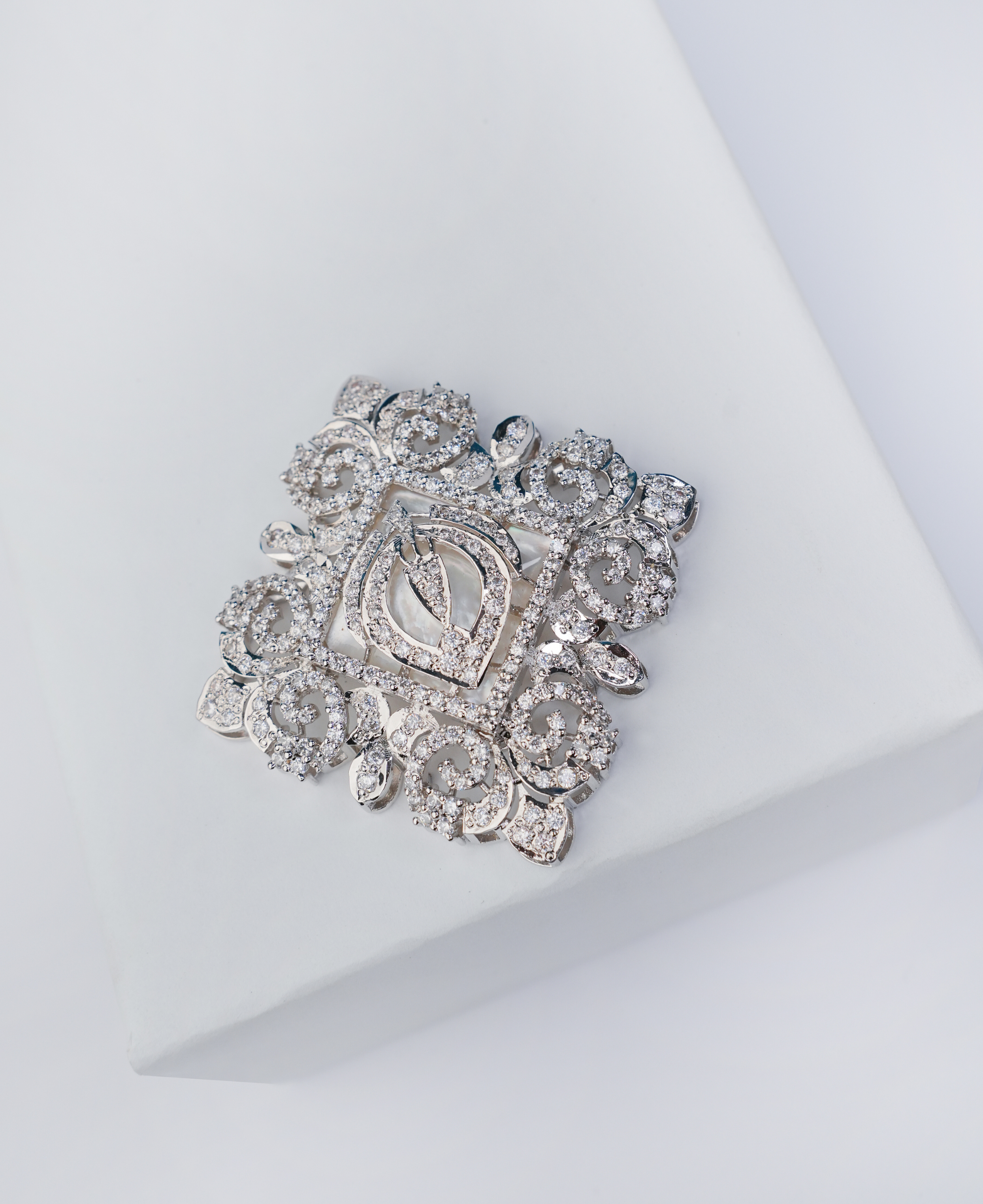 Noor-e-Ilahi Pendant 2