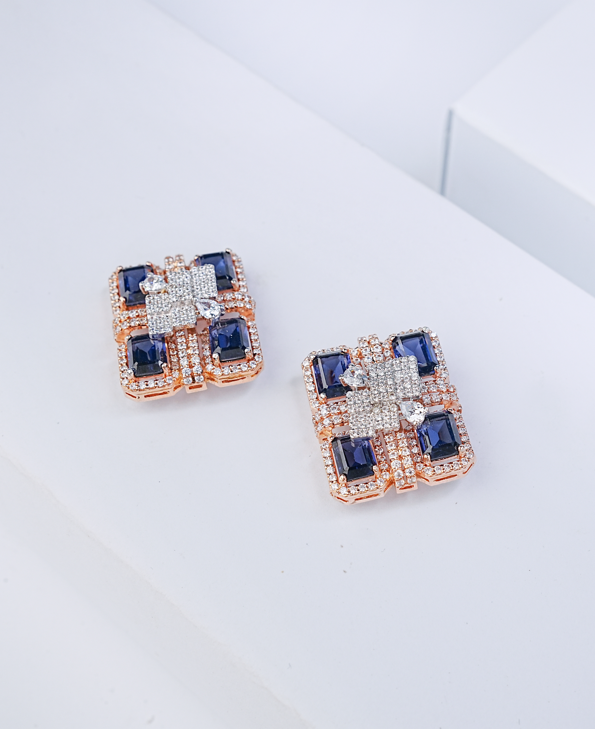 Tanzanite Mosaic Tops