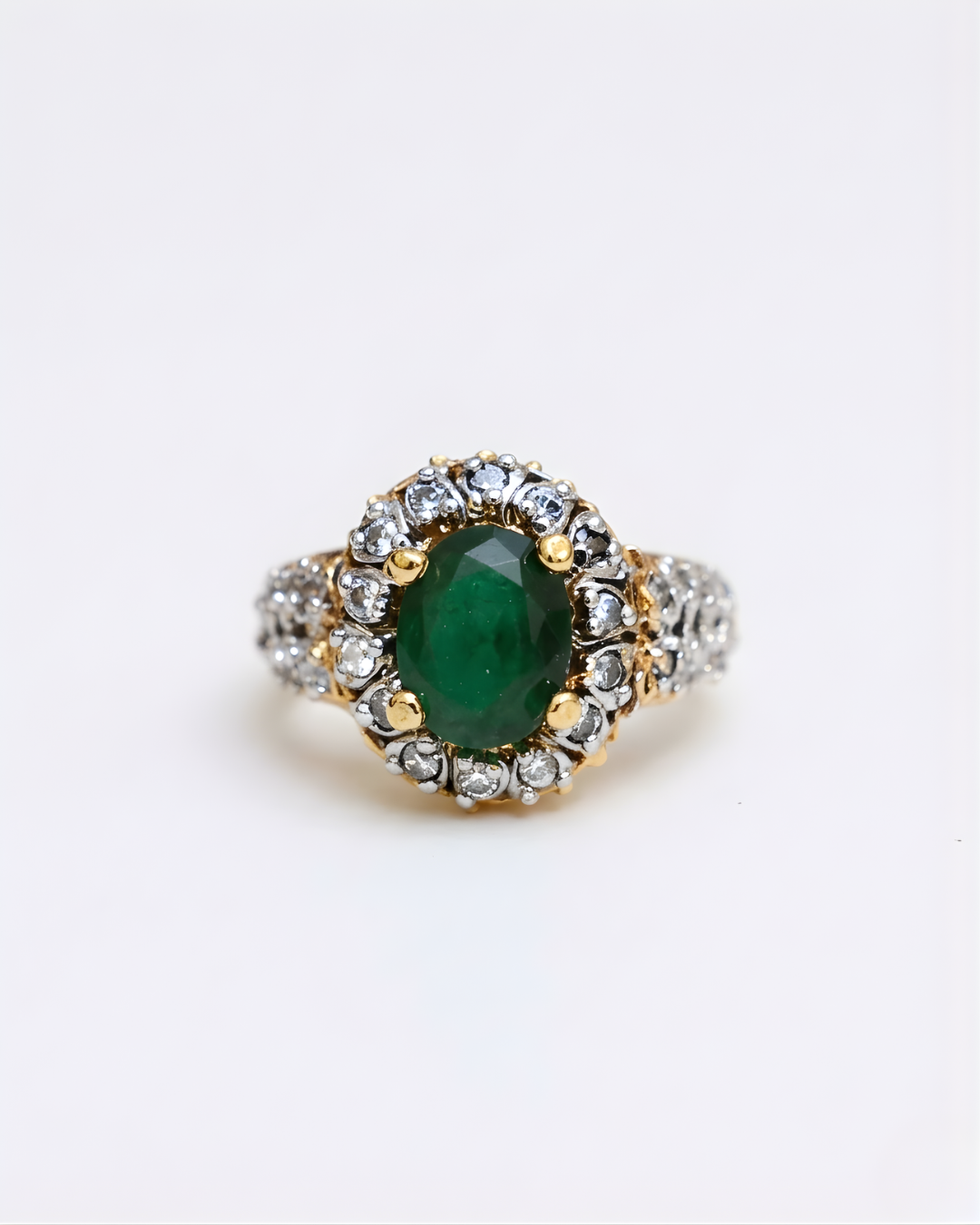 Emerald GJ Ring