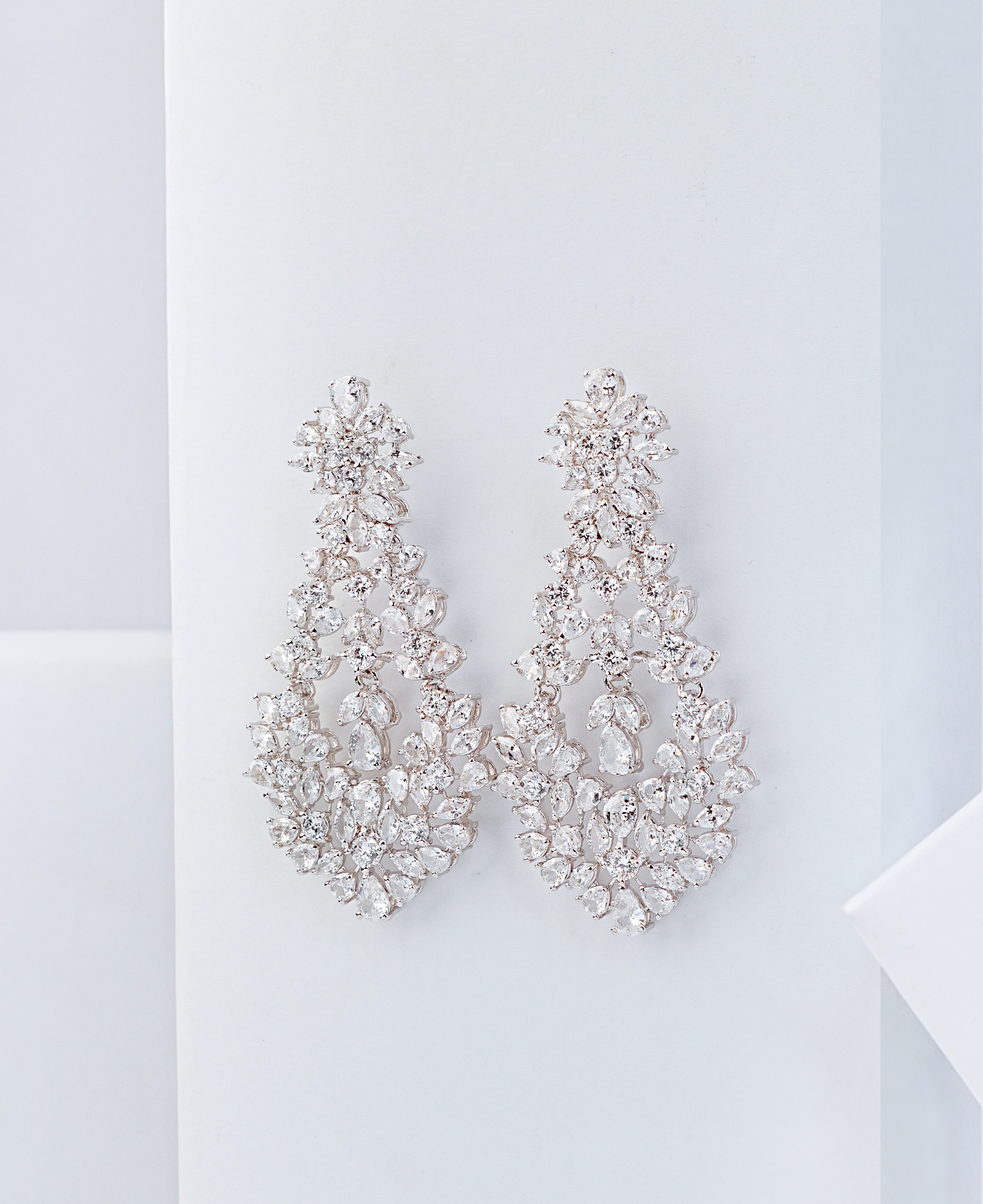 MoonLit Flora Drops
