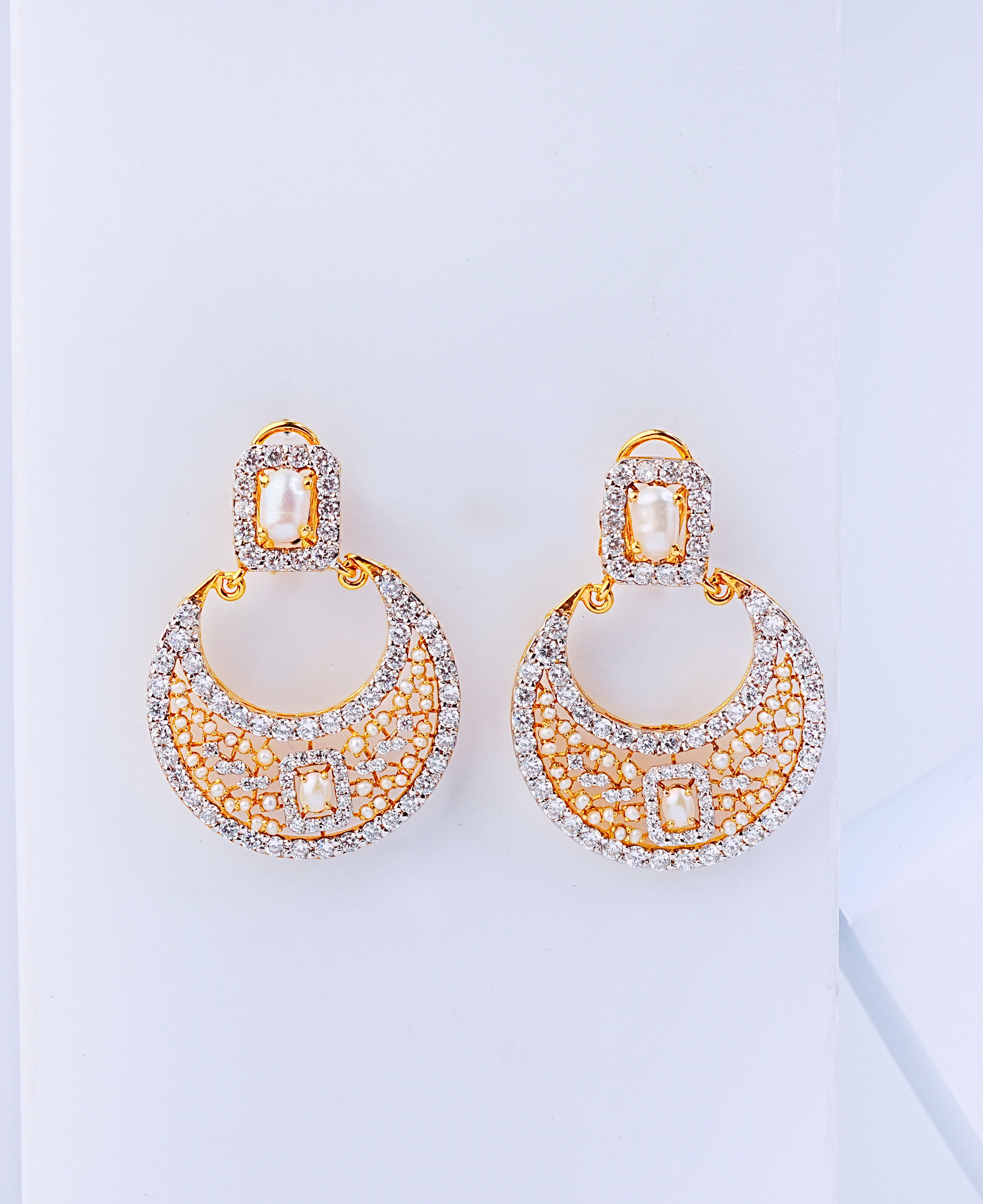 Pearl Contemp Balis