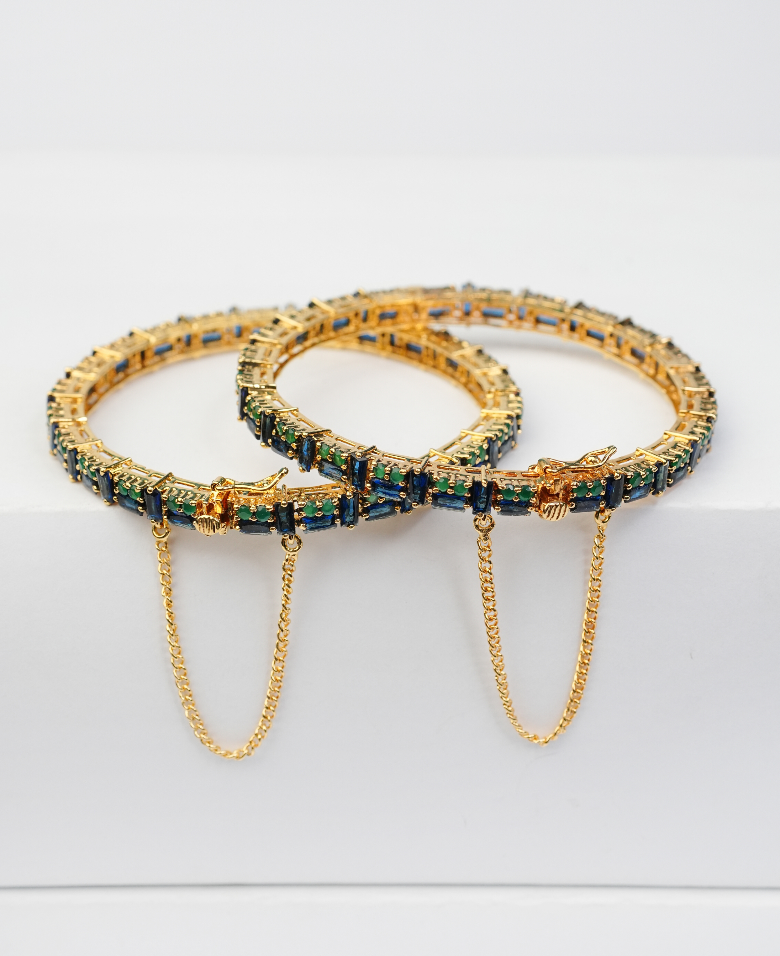 Neelzam Bangles