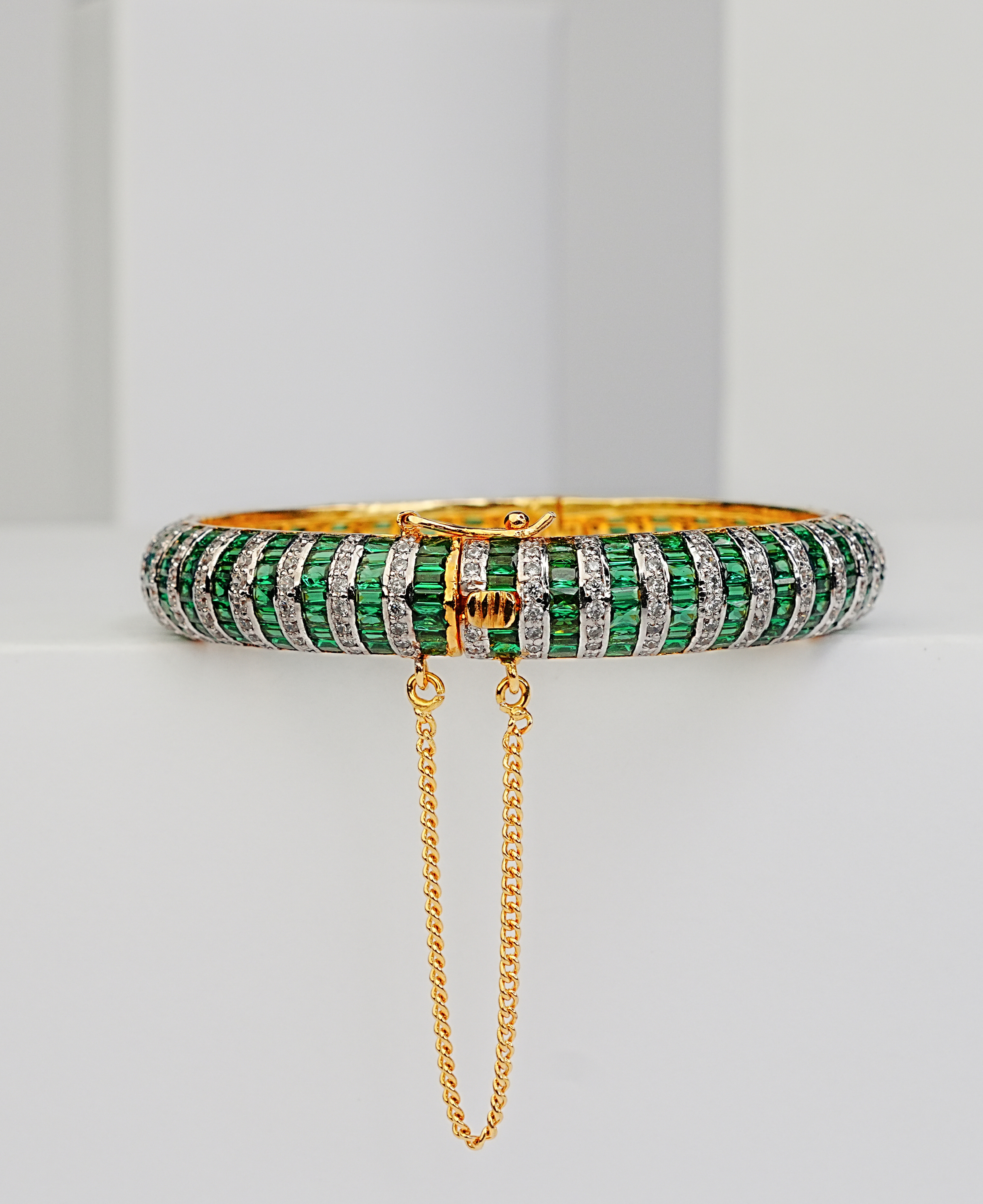 Emerald Channel Baguette Kara