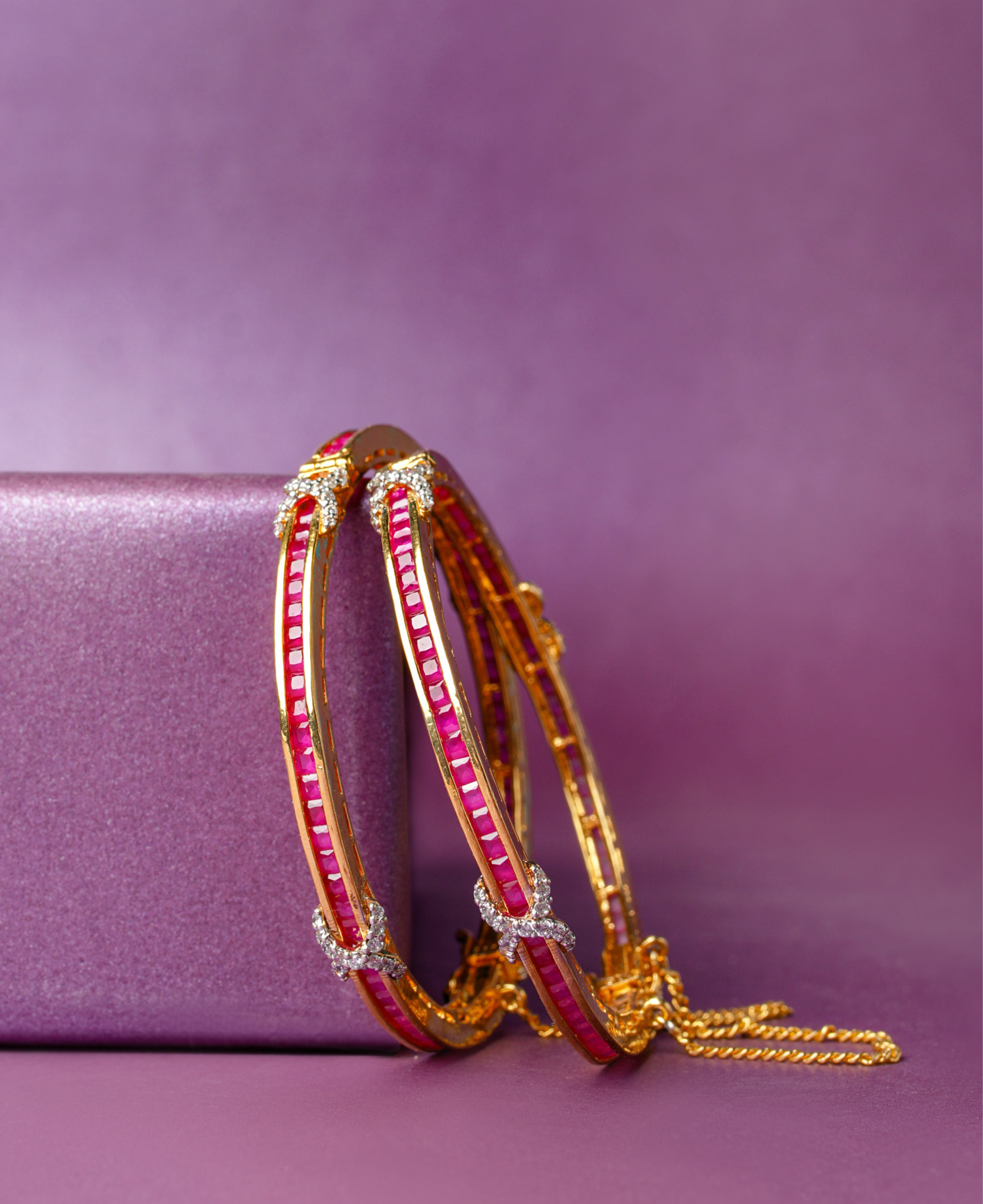 Ruby Channel Baguette Kara 2