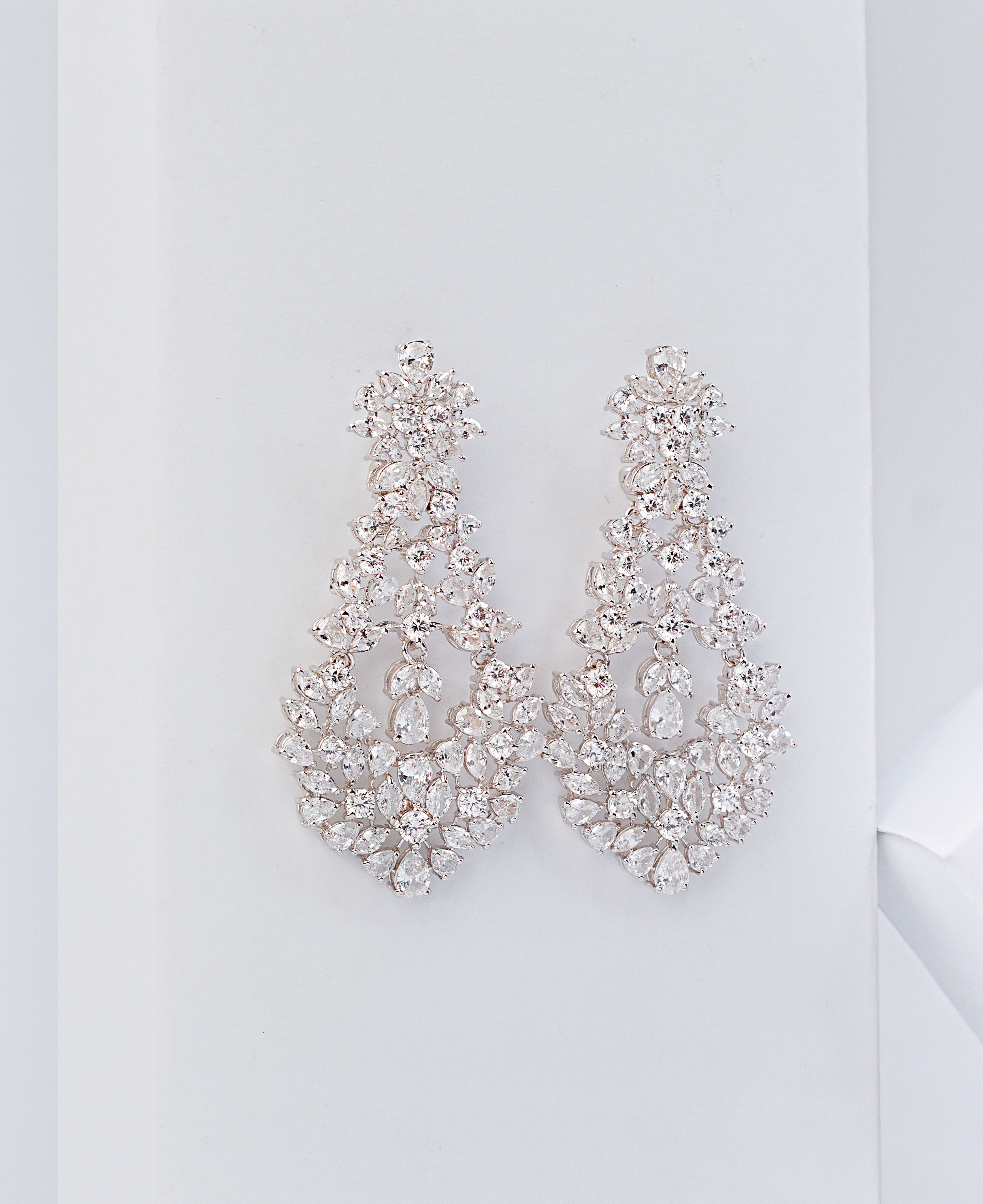 MoonLit Flora Drops