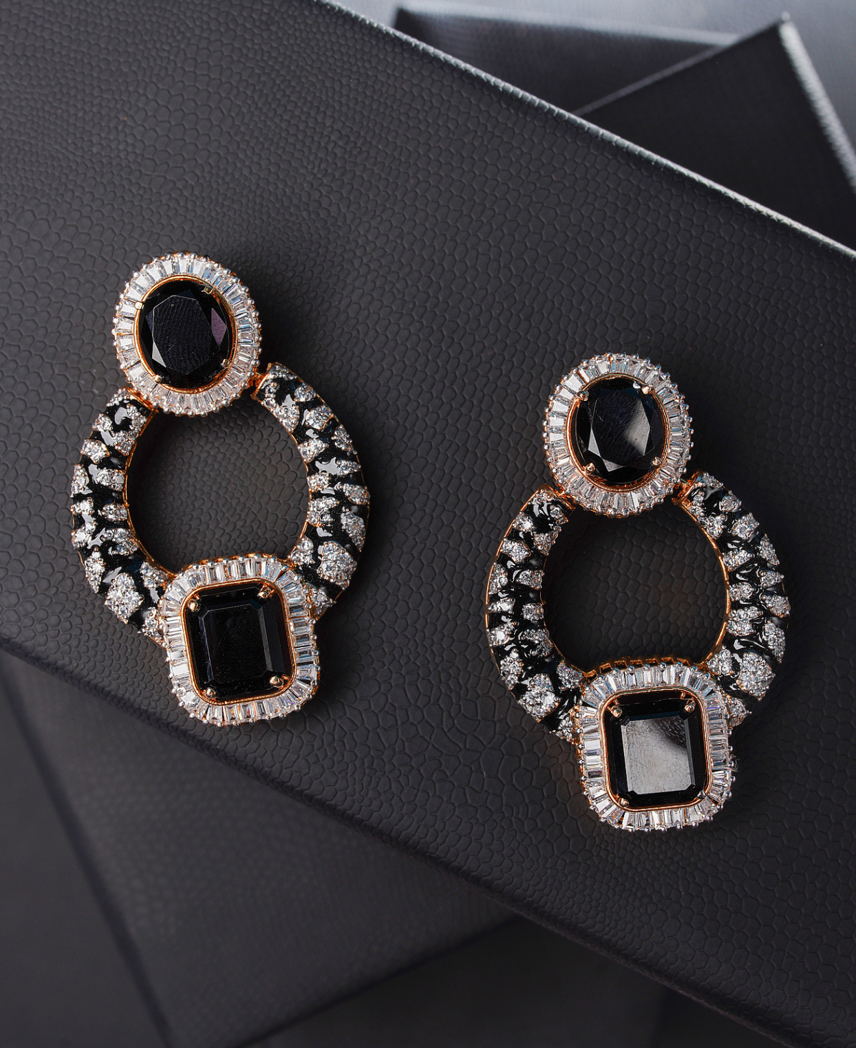 Black Enamel DD Bali