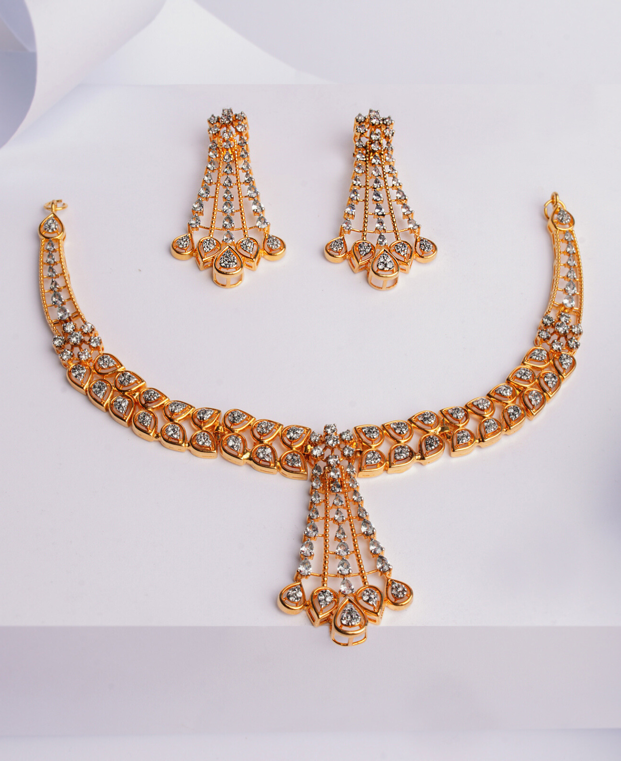 Gold Bezel Zircon NS