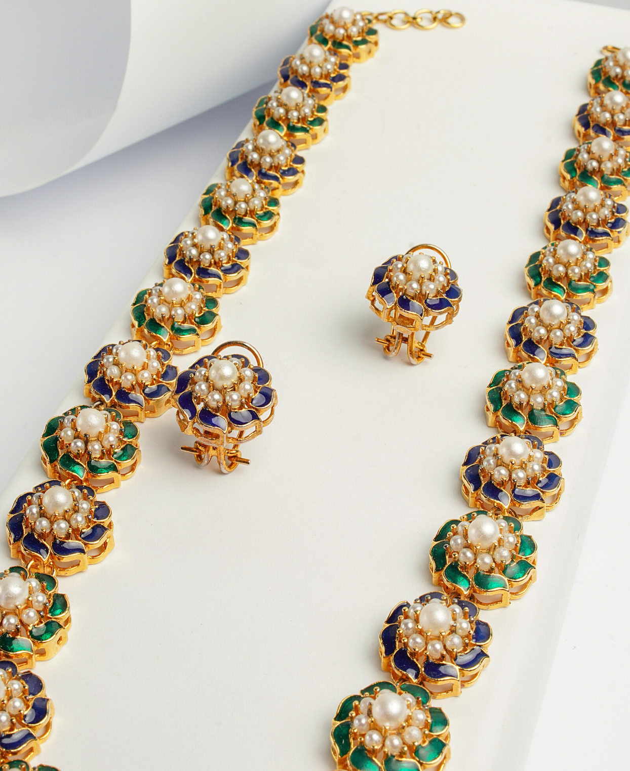 Pearl Green & Blue Enamel Maala