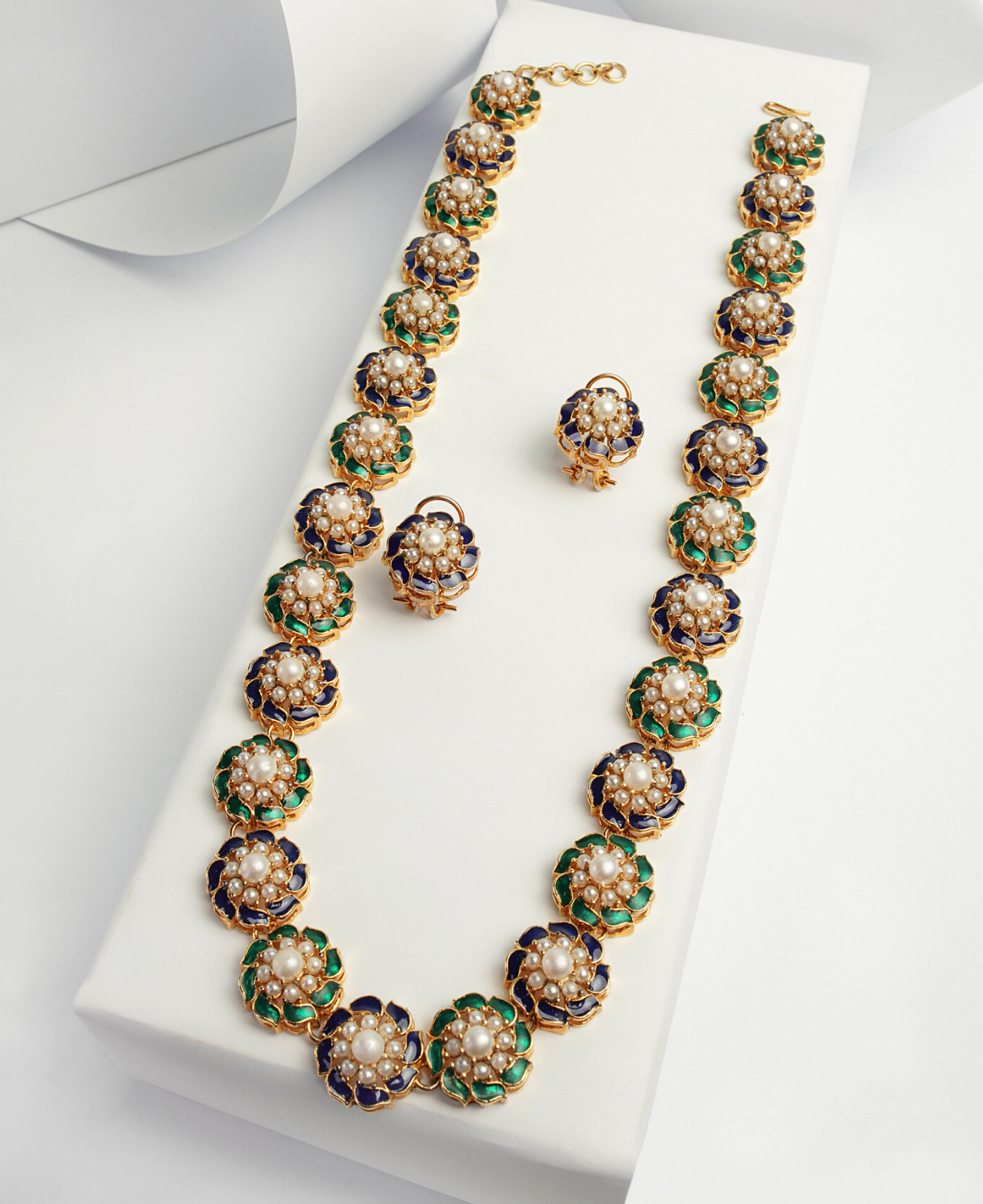 Pearl Green & Blue Enamel Maala